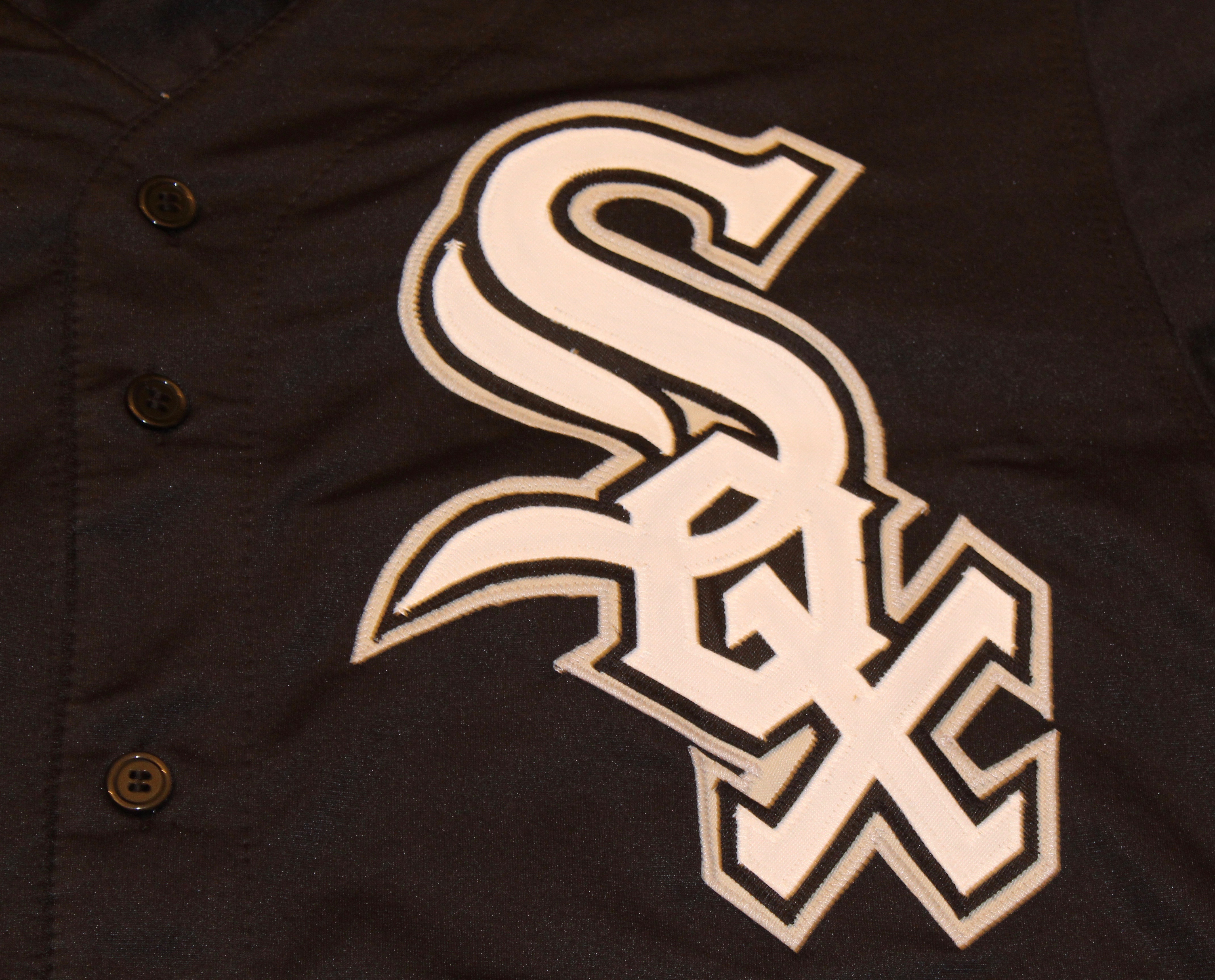 Frank Thomas Autographed White Sox Jersey - JSA COA