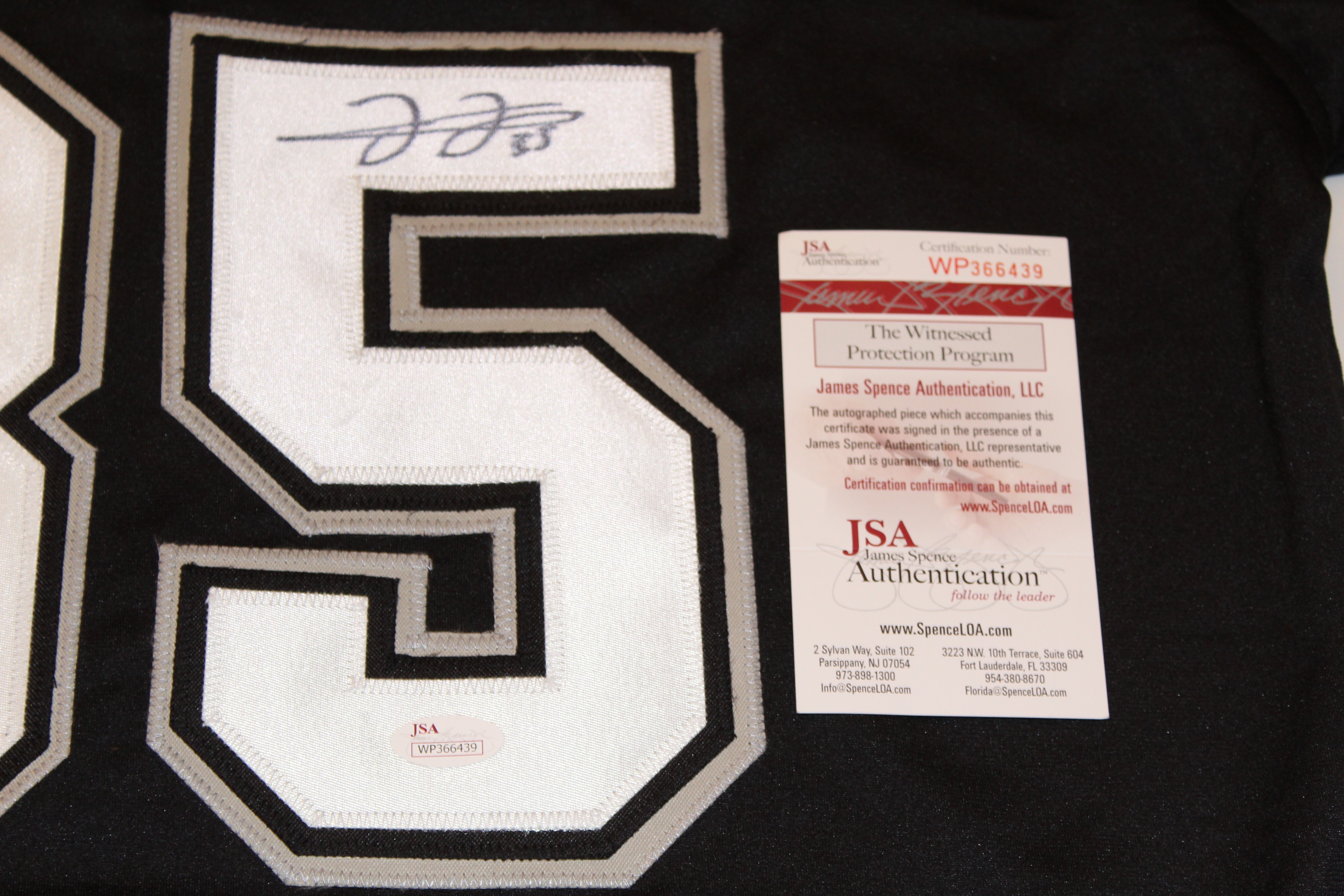 Frank Thomas Autographed White Sox Jersey - JSA COA