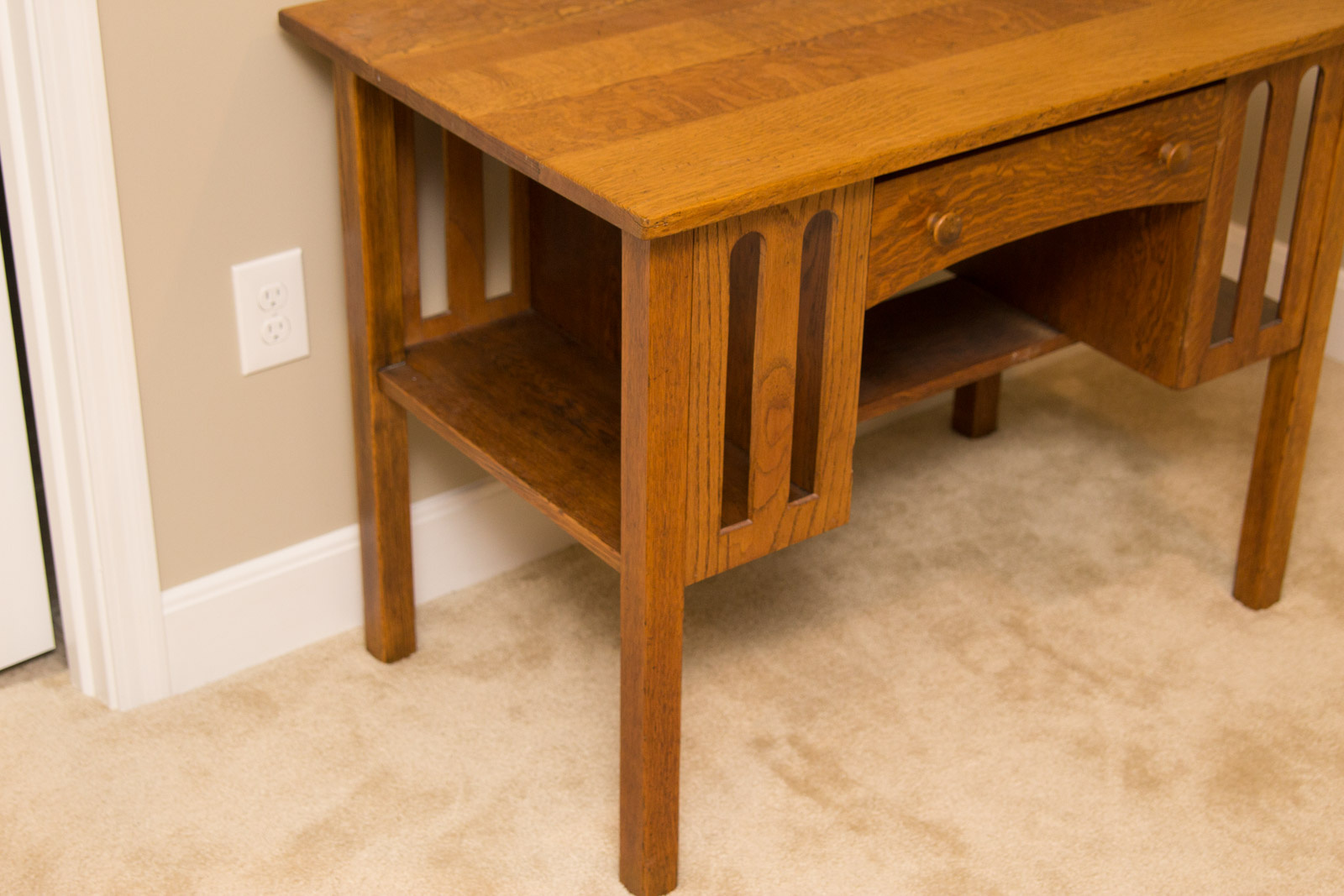 Mission Style Oak Desk With Chair