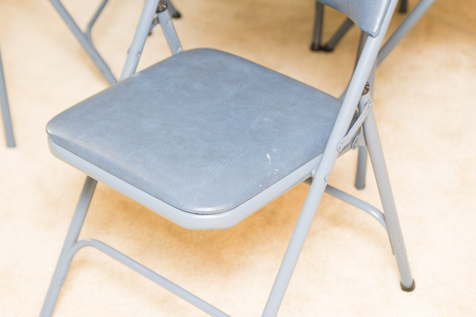 Samsonite Blue Metal Card Table With Folding Chairs