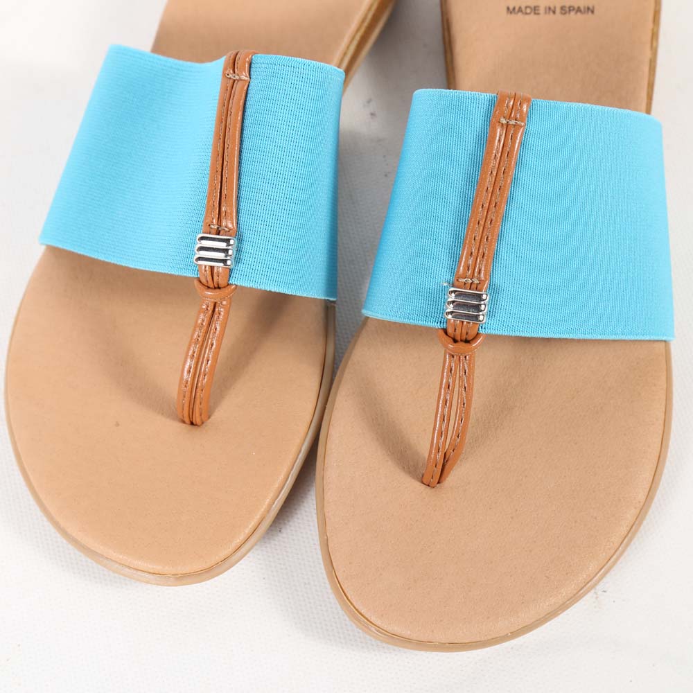 André Assous Nice Thong Sandal