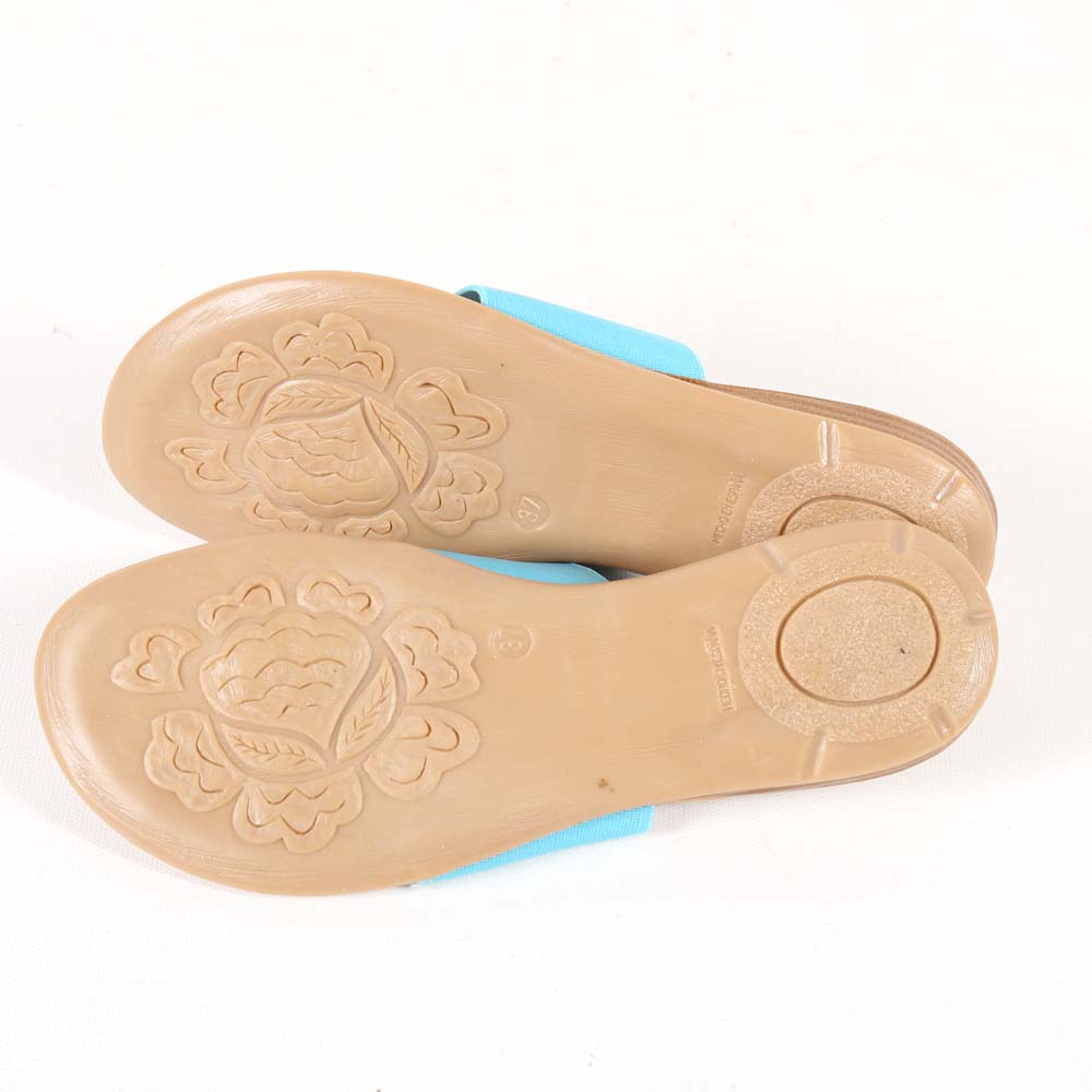 André Assous Nice Thong Sandal