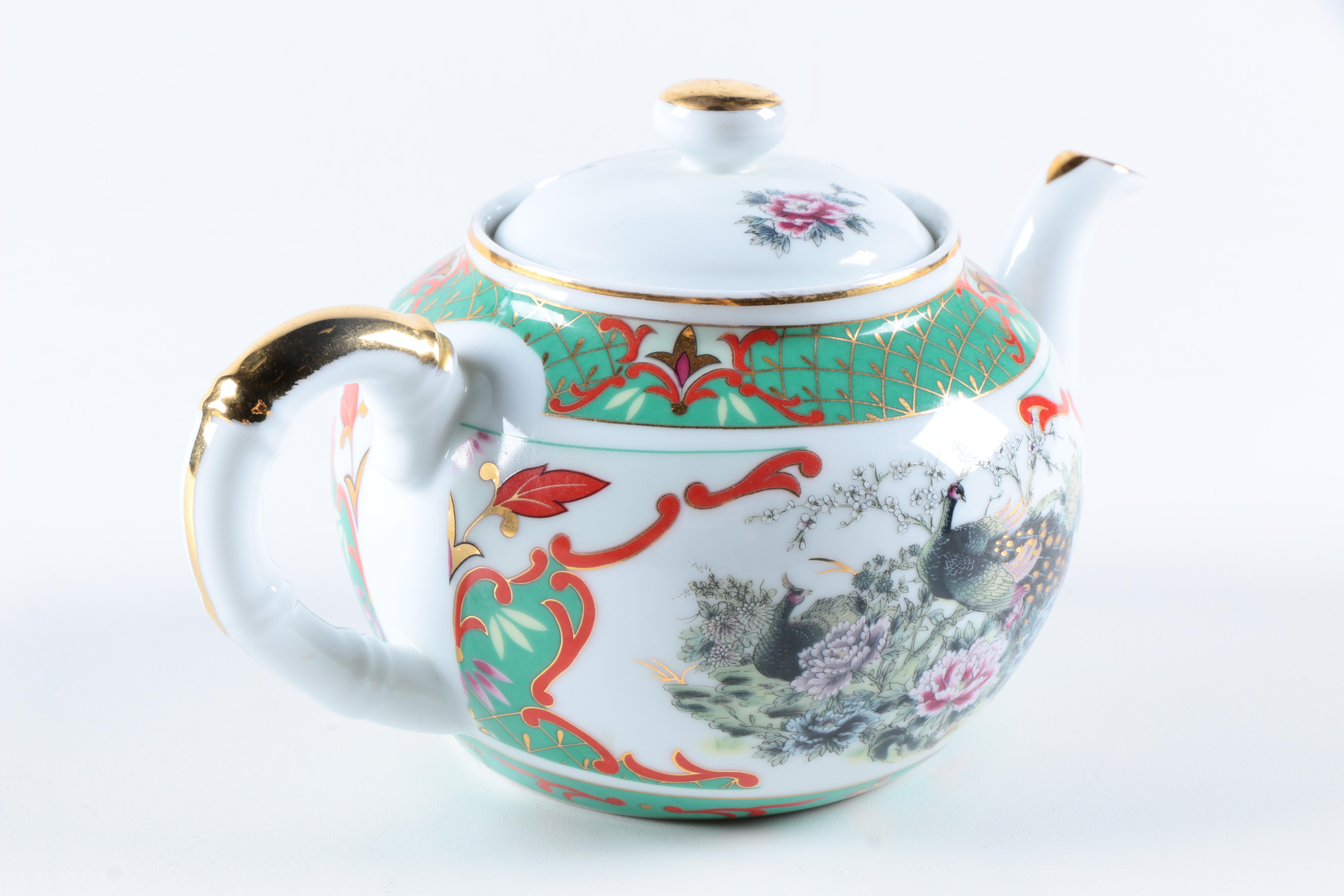 Chinese Porcelain Peacock Teapot