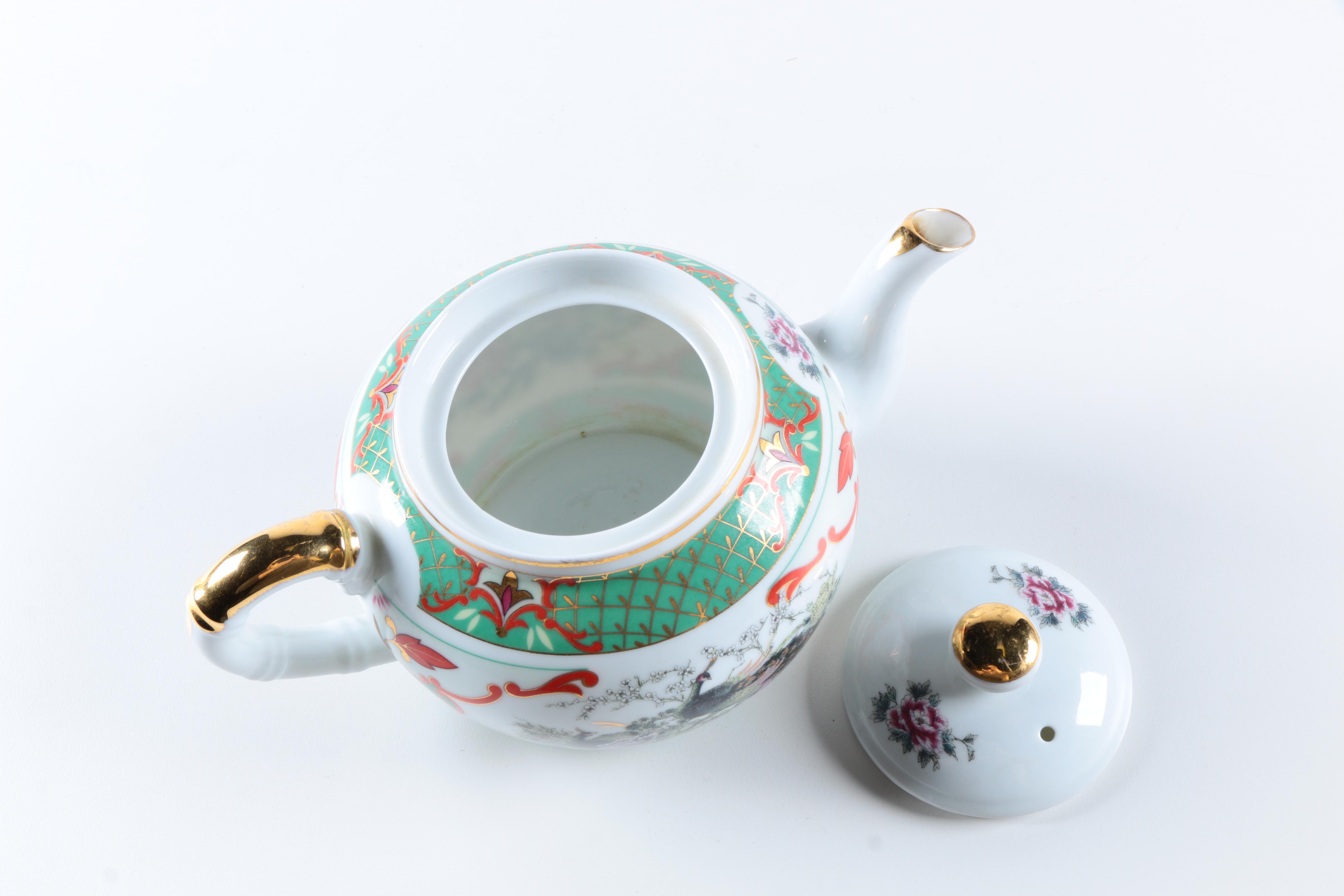 Chinese Porcelain Peacock Teapot