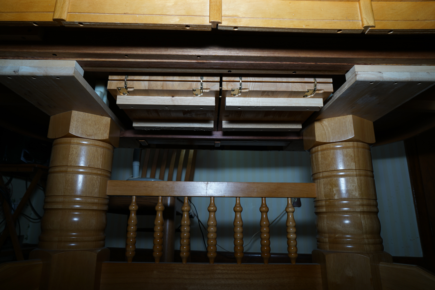 Double Pedestal Dining Table