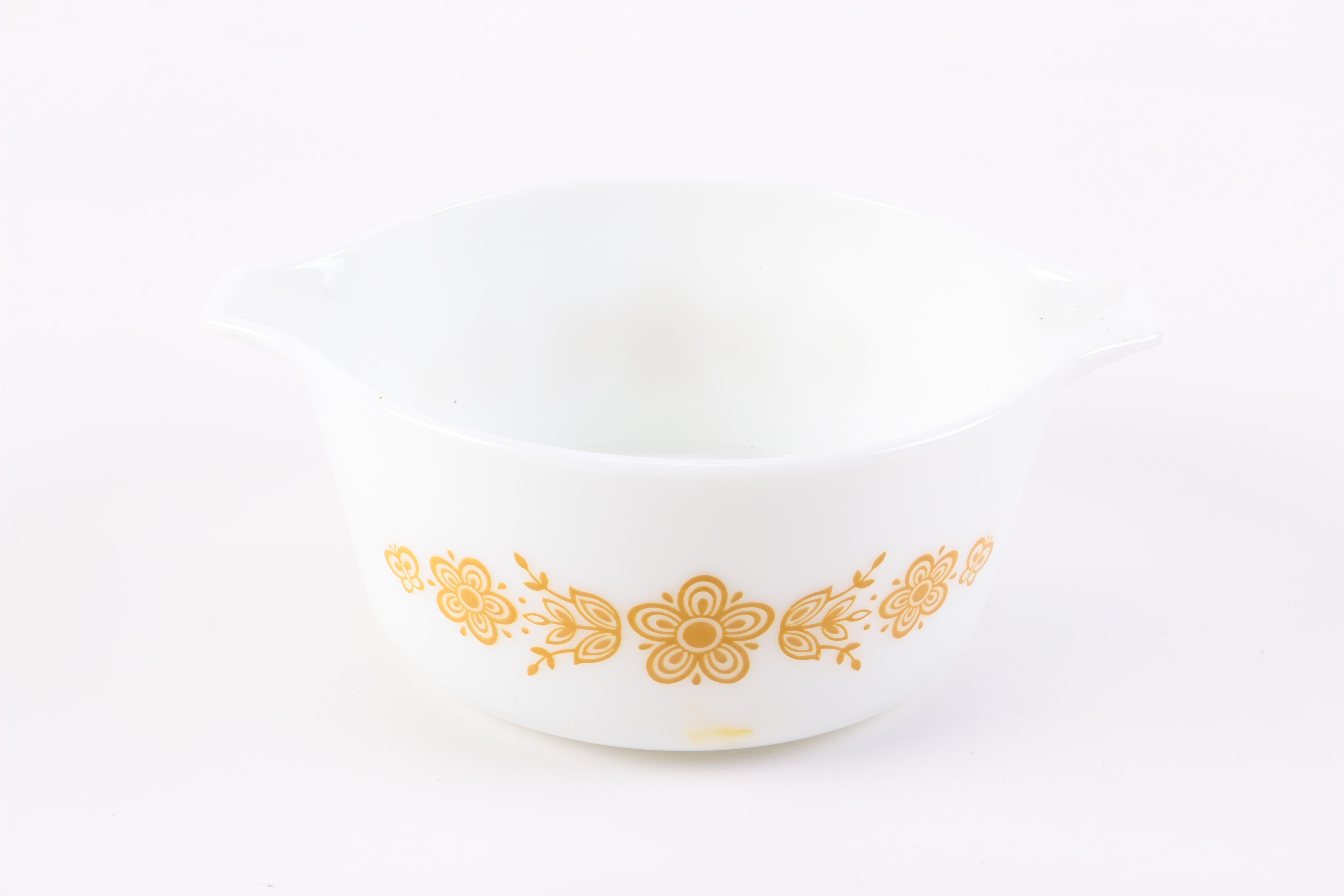 Vintage Pyrex Mixing Bowls