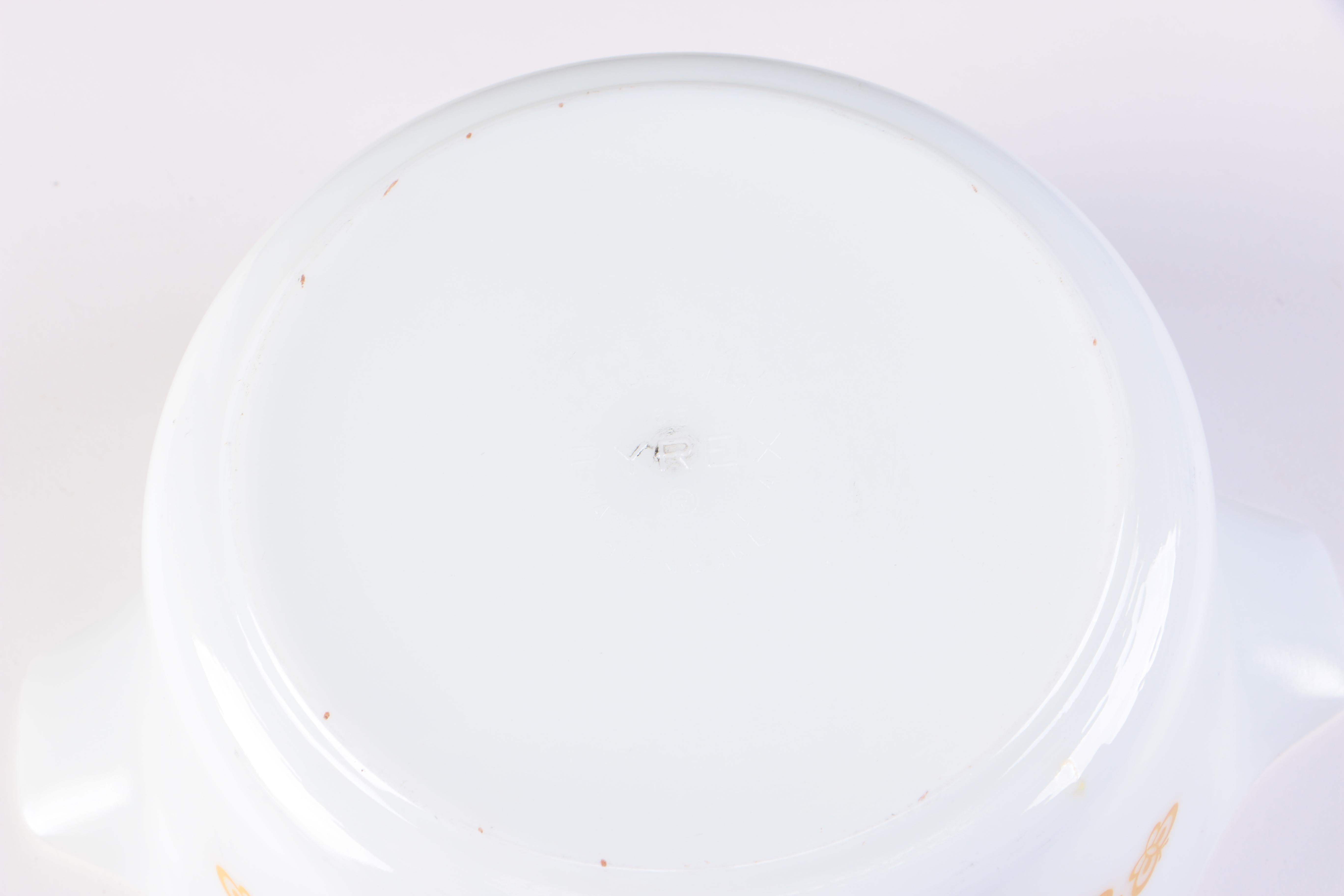 Vintage Pyrex Mixing Bowls