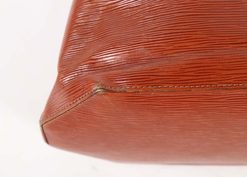 Vintage Louis Vuitton Epi Sac D'Epaule With Wallet