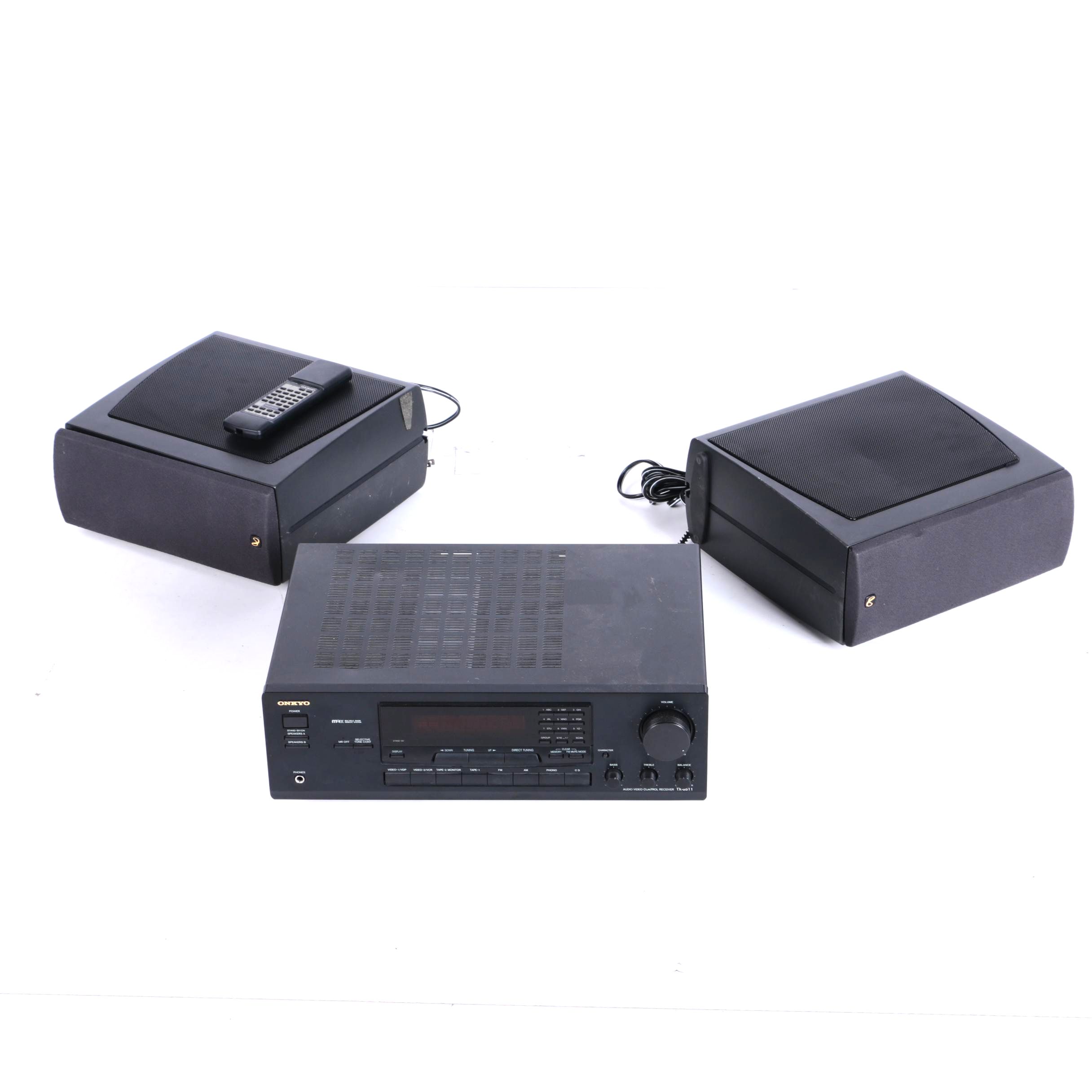 Onkyo Receiver And Two Infinity Speakers