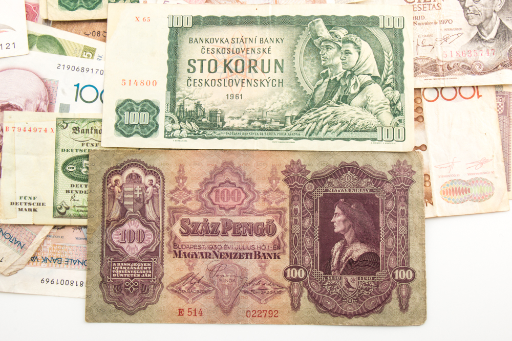 Group of 129 Foreign Banknotes