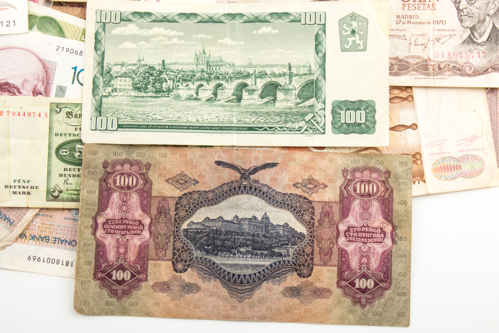 Group of 129 Foreign Banknotes