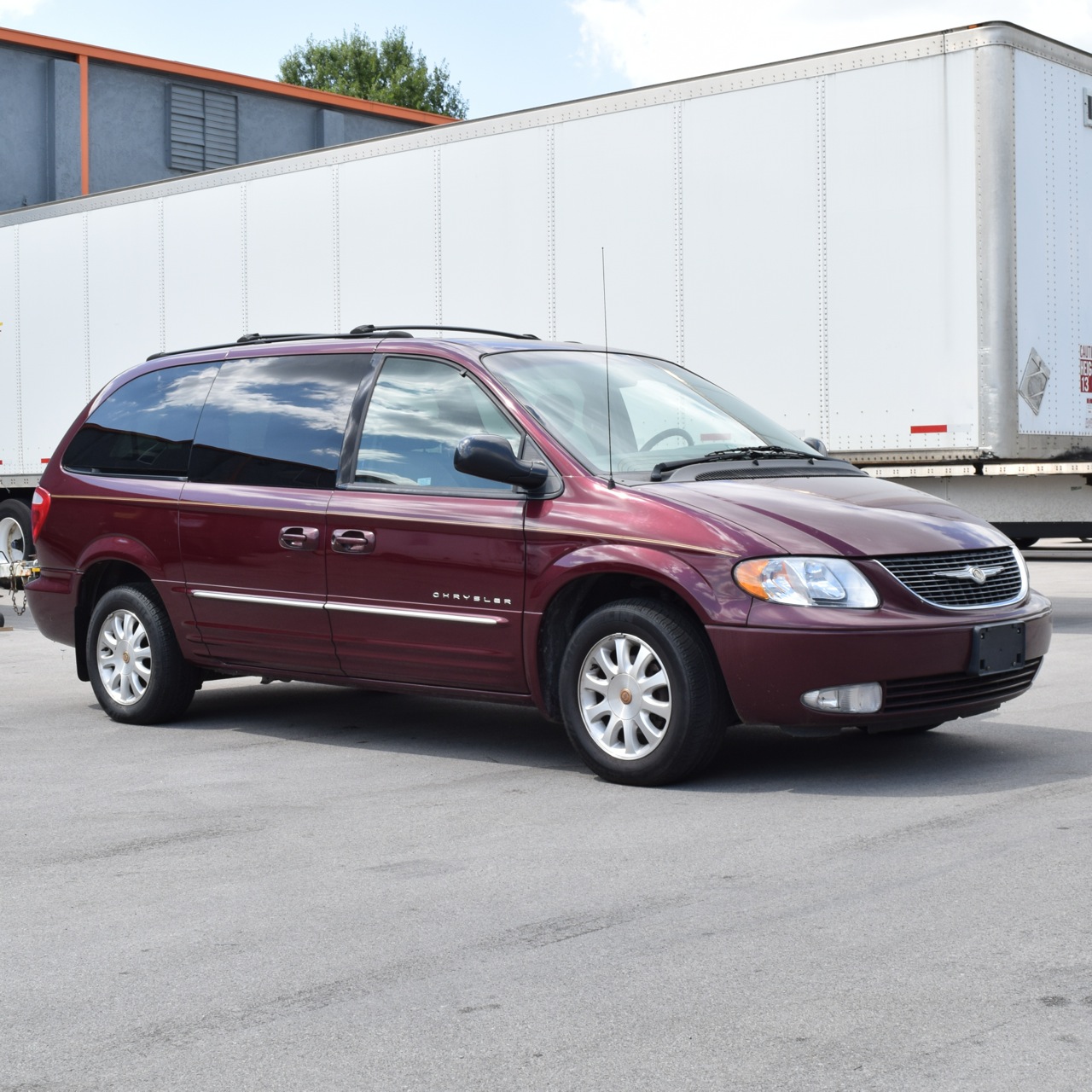 2001 Chrysler Town & Country LXI Minivan