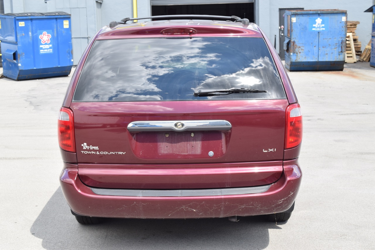 2001 Chrysler Town & Country LXI Minivan