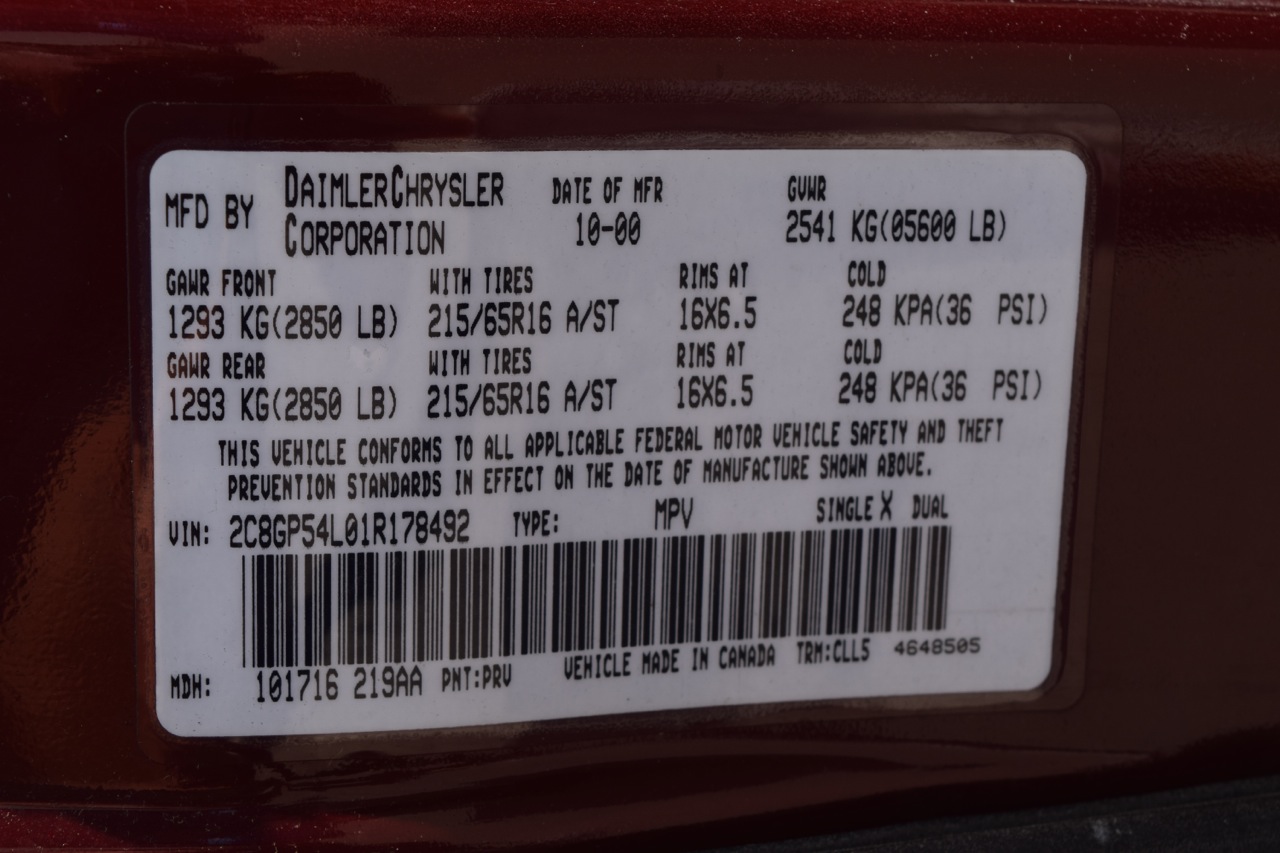 2001 Chrysler Town & Country LXI Minivan