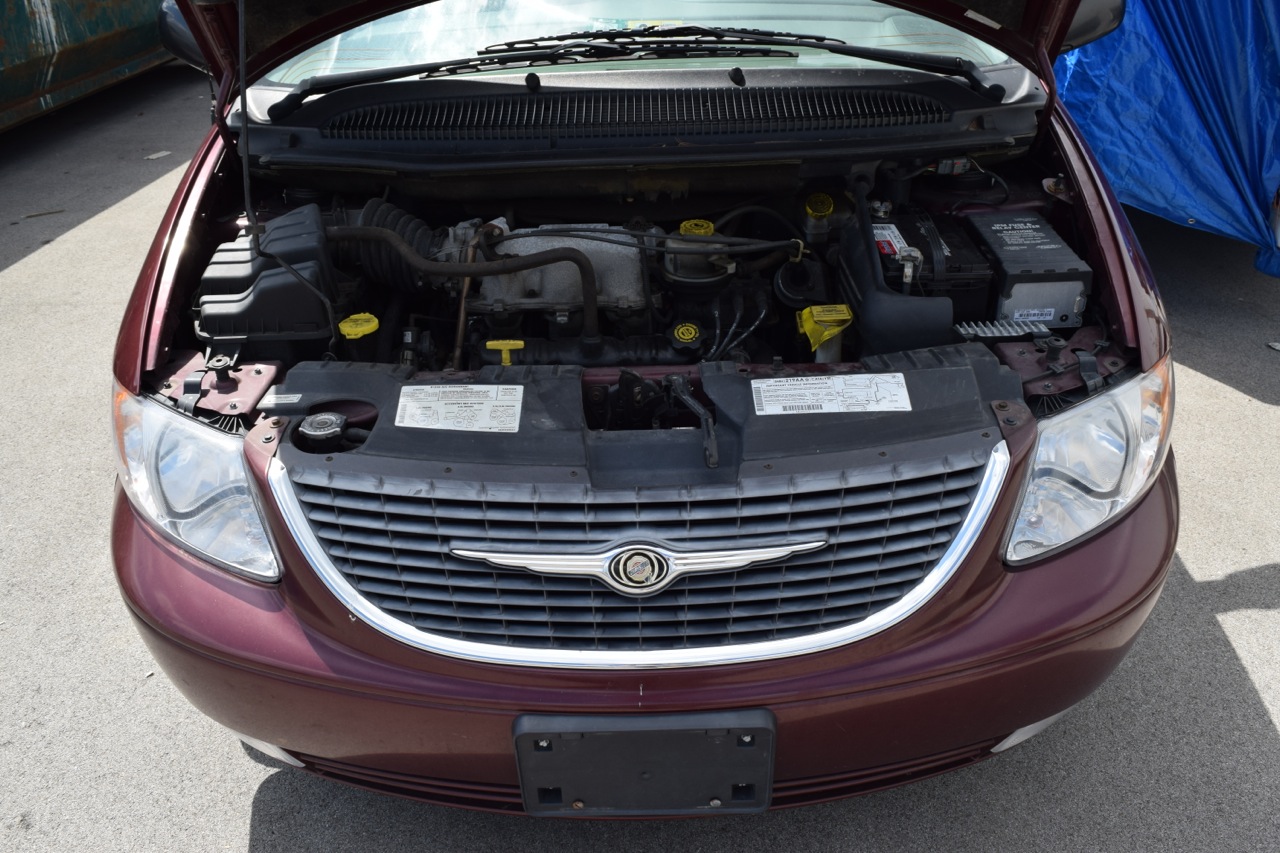 2001 Chrysler Town & Country LXI Minivan