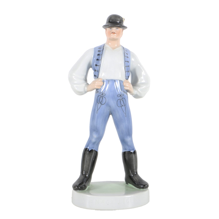 Herend Porcelain Figurine Of A Man With Hat