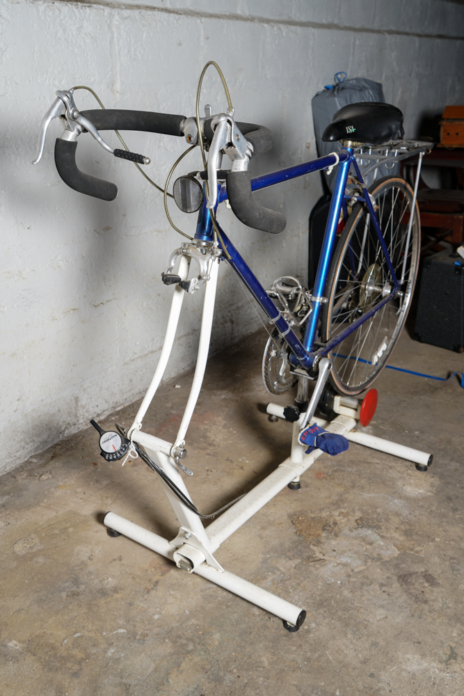 Minoura Mag Turbo II Stationary Bike