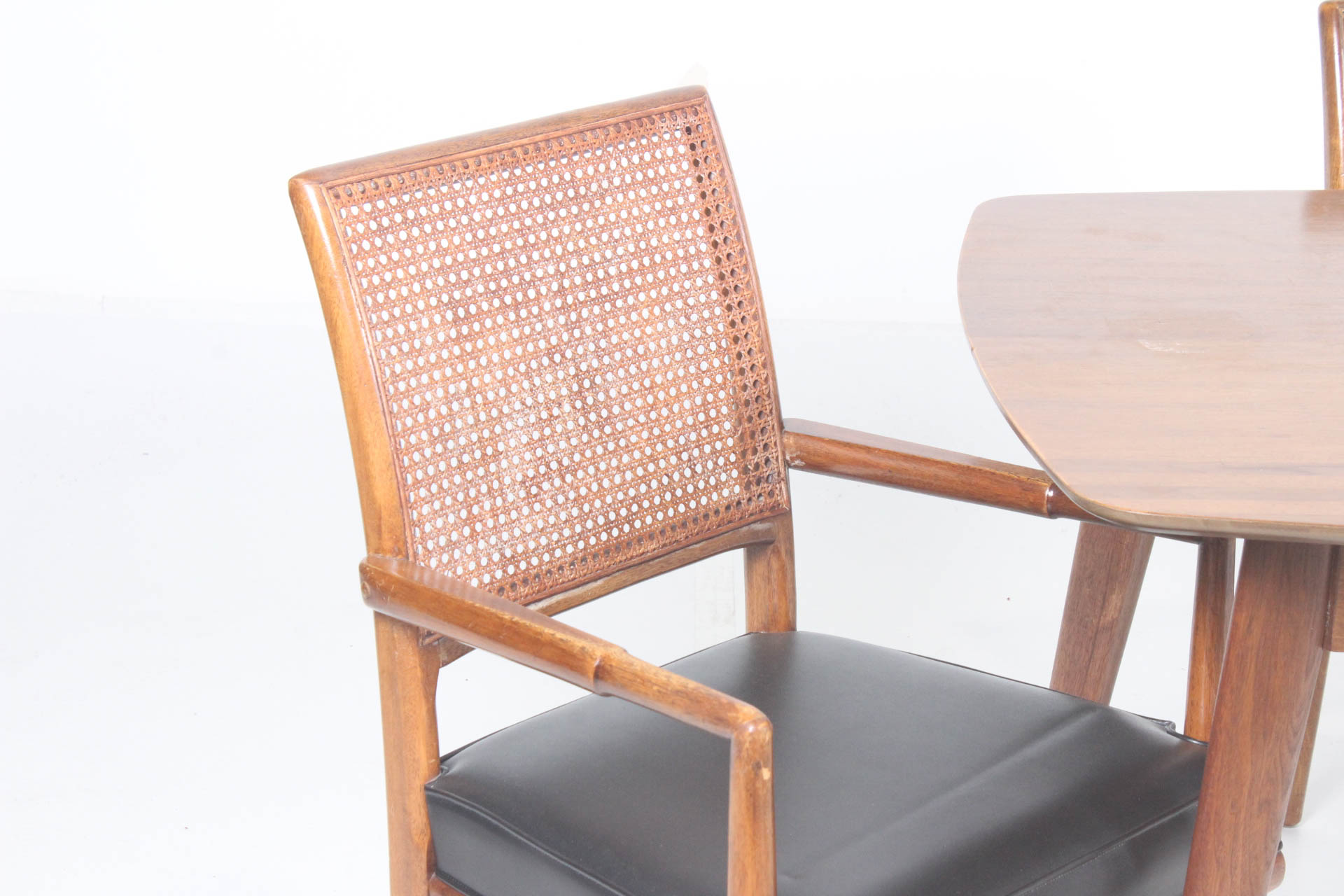 Mid Century Modern Dining Table and Chairs by Henredon