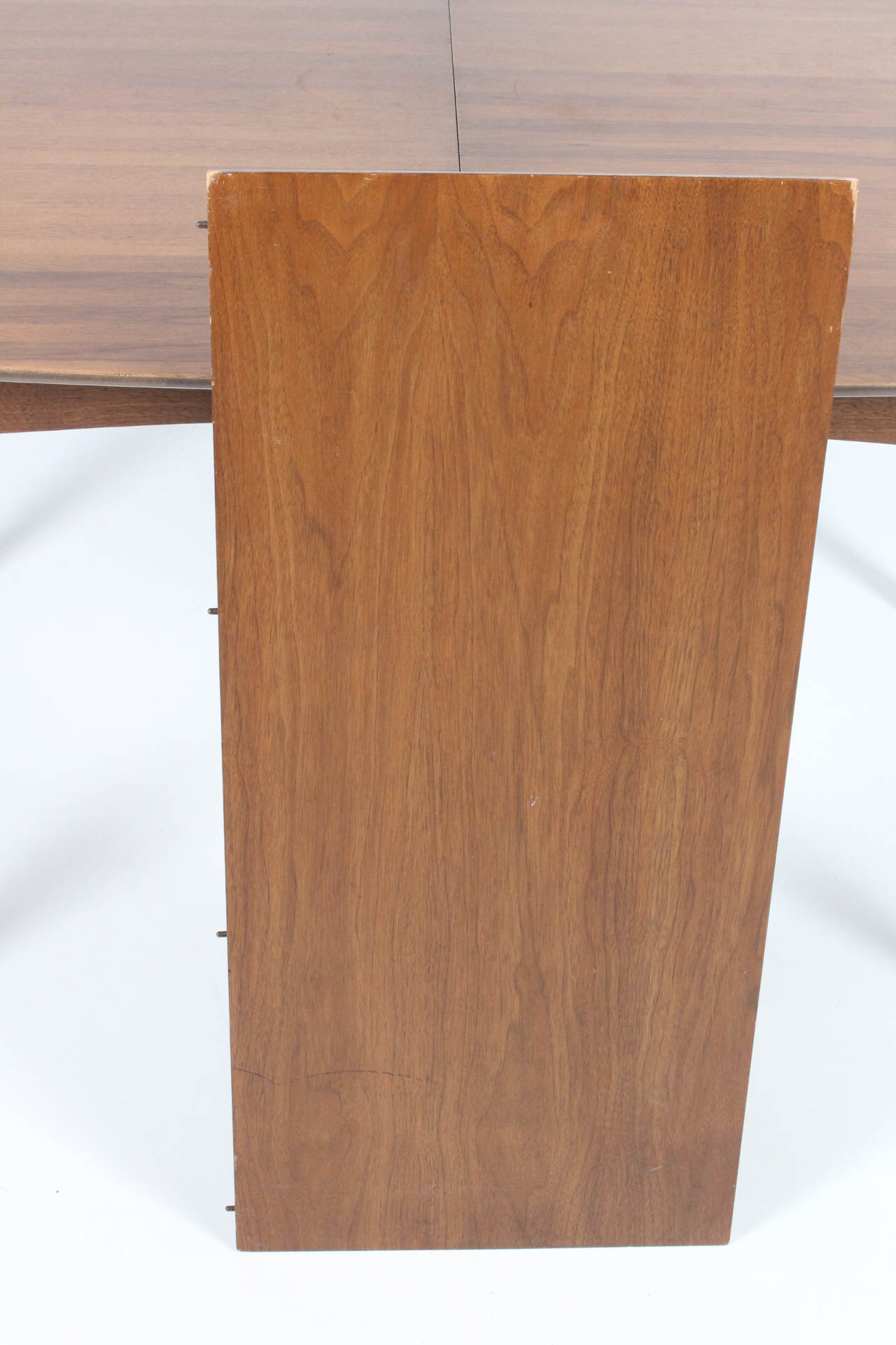 Mid Century Modern Dining Table and Chairs by Henredon