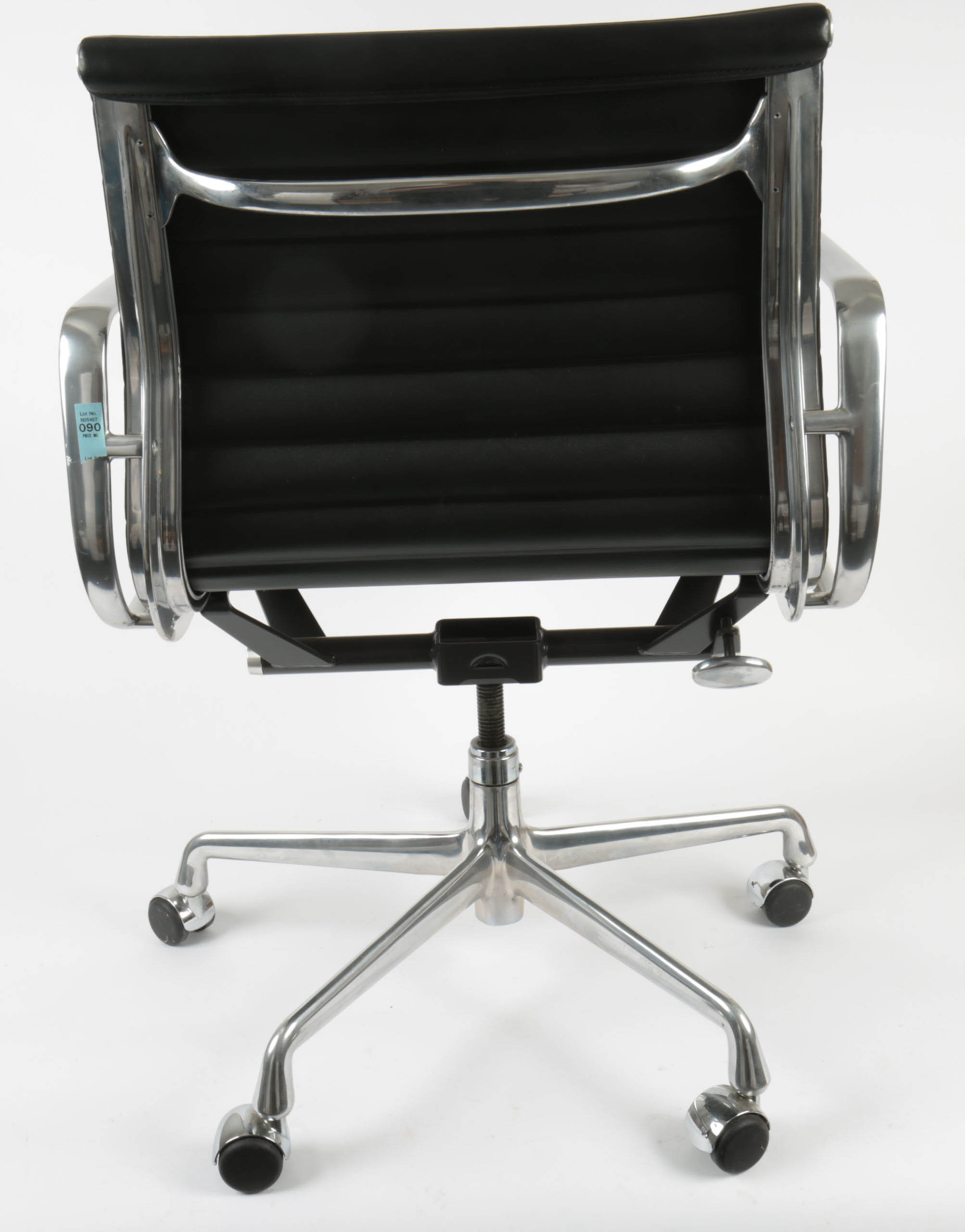 Eames Style "Aluminum Group Management Chair"