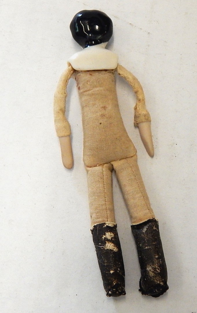 Japanese and Chinese Decorative Collectibles