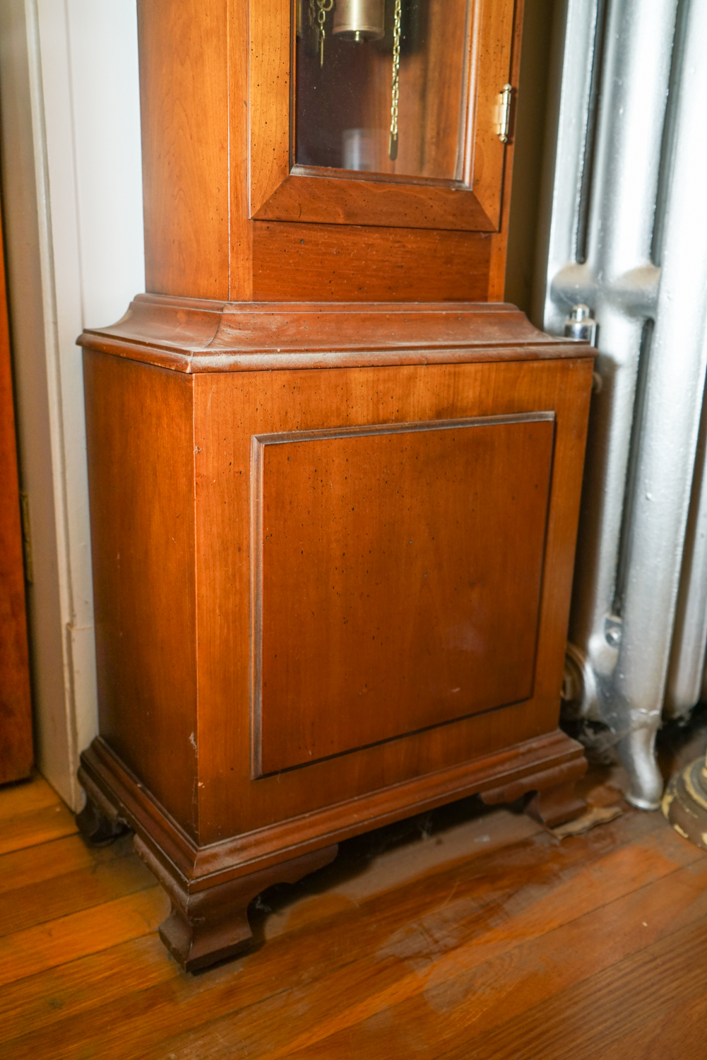 Colonial Manufacturing Co. Grandmother Clock