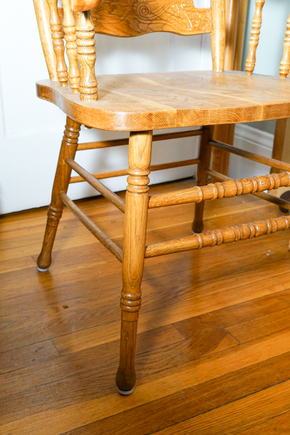 Pressed Back Rocking Chair with Folk Design