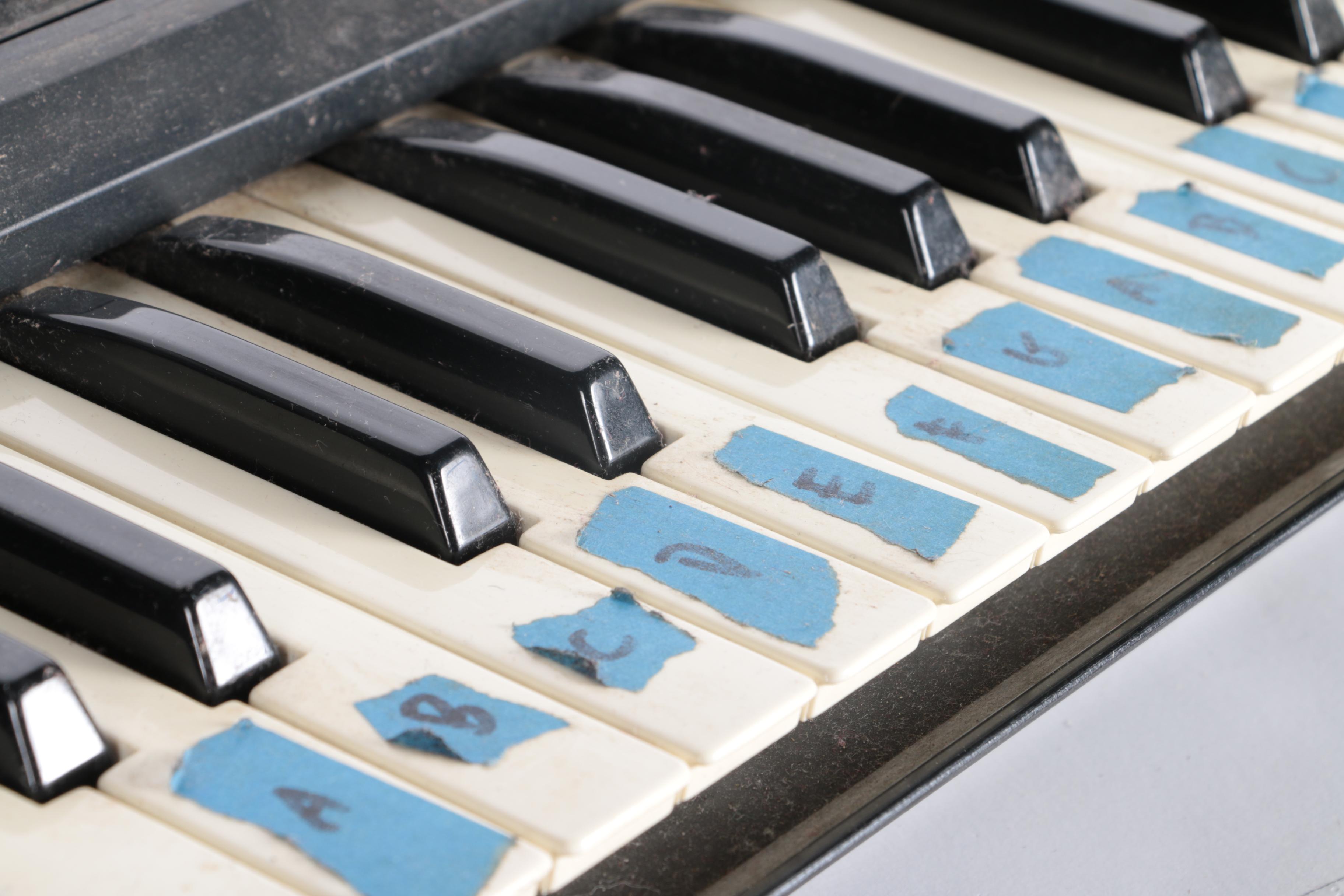 Software Toolworks "Miracle Piano" MIDI Keyboard