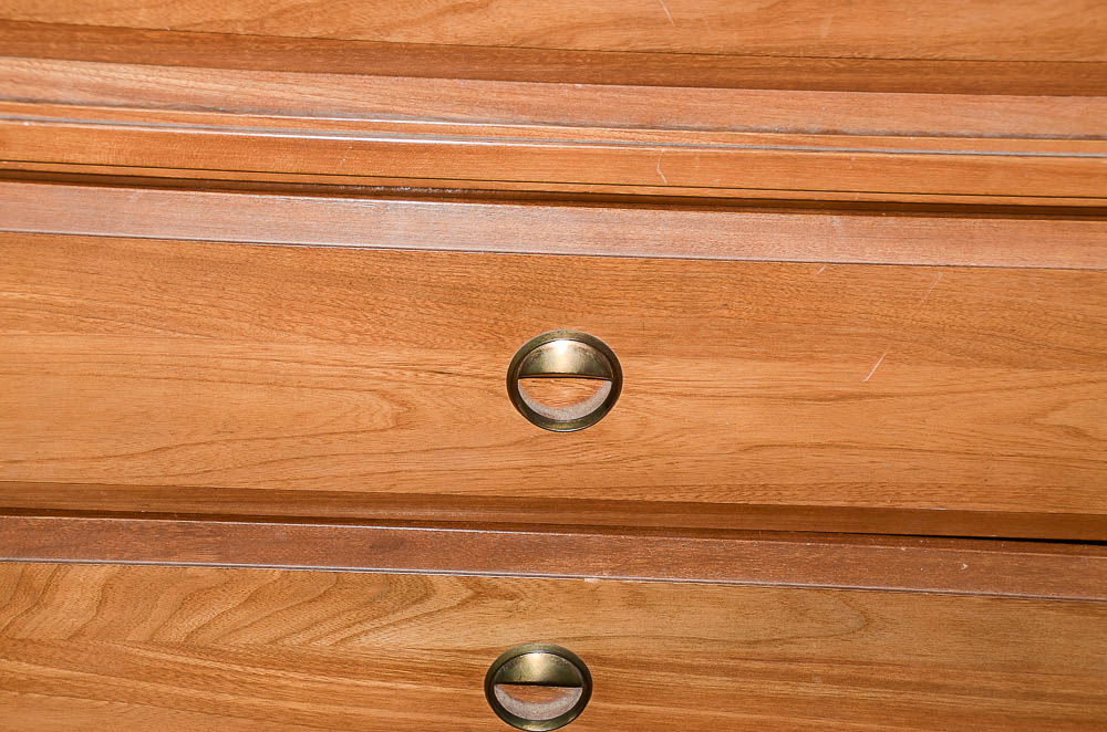 Mid Century Modern Dresser by L.A. Period Furniture Mfg. Co.