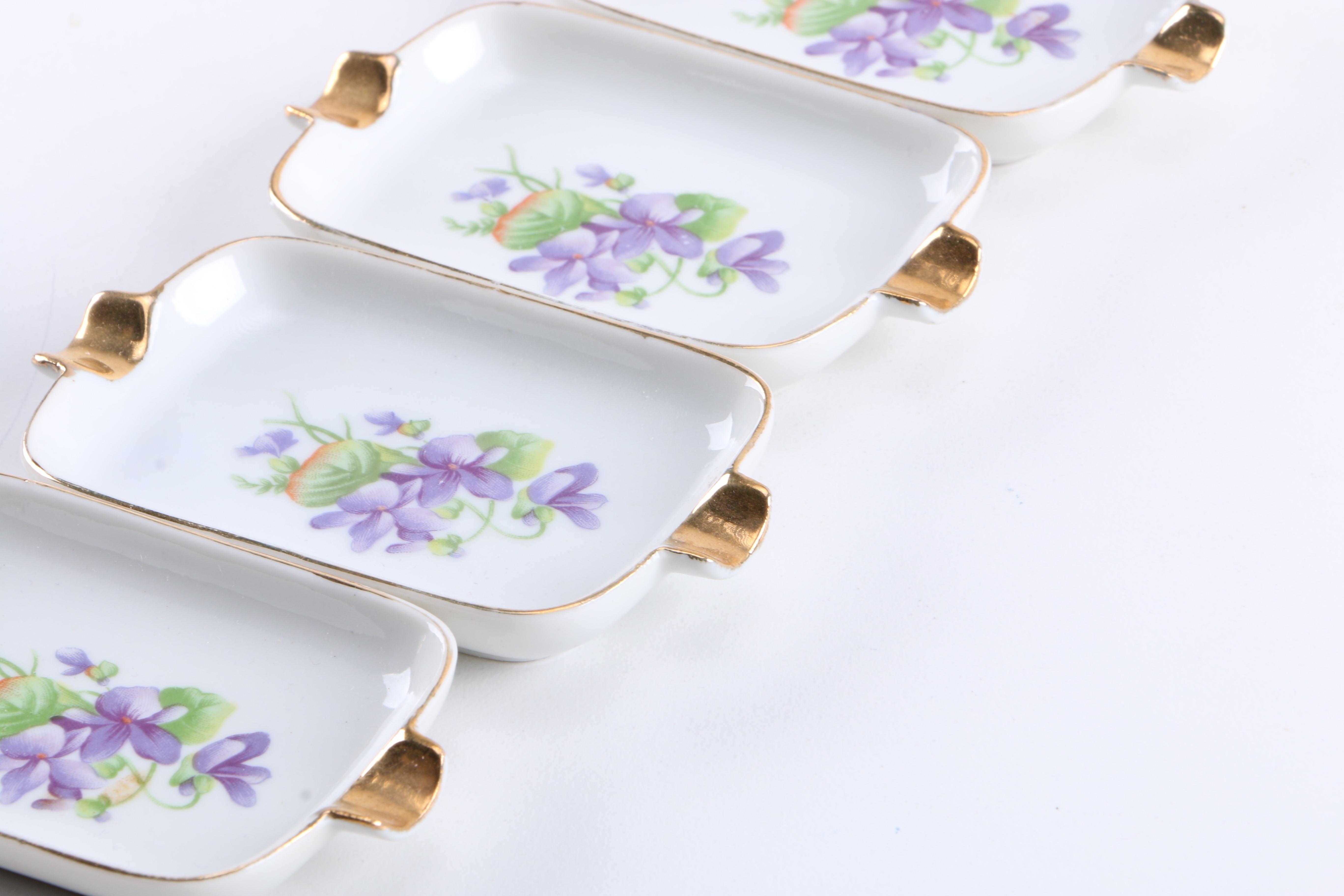 Pico Japanese Porcelain Smoking Set with Others