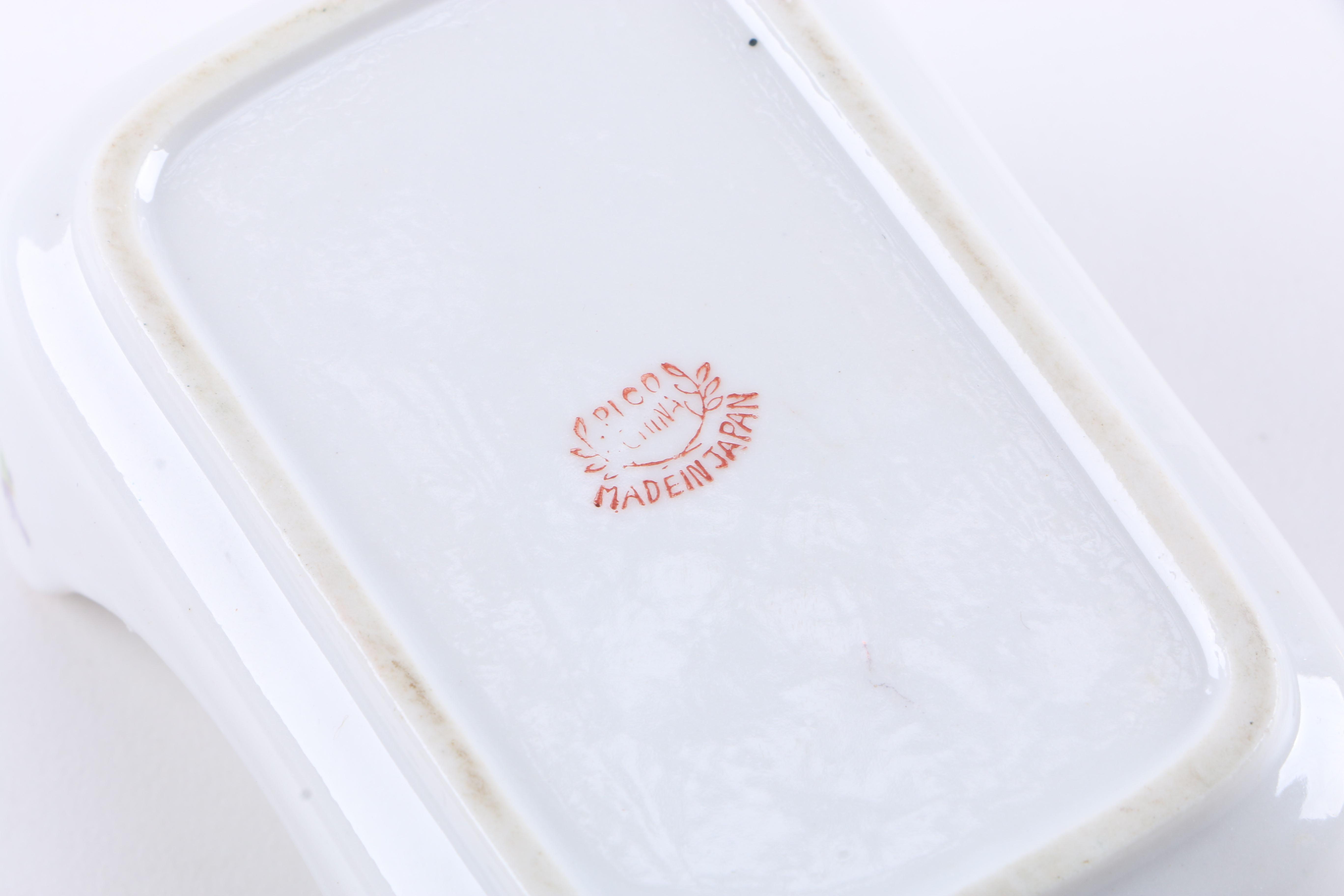 Pico Japanese Porcelain Smoking Set with Others