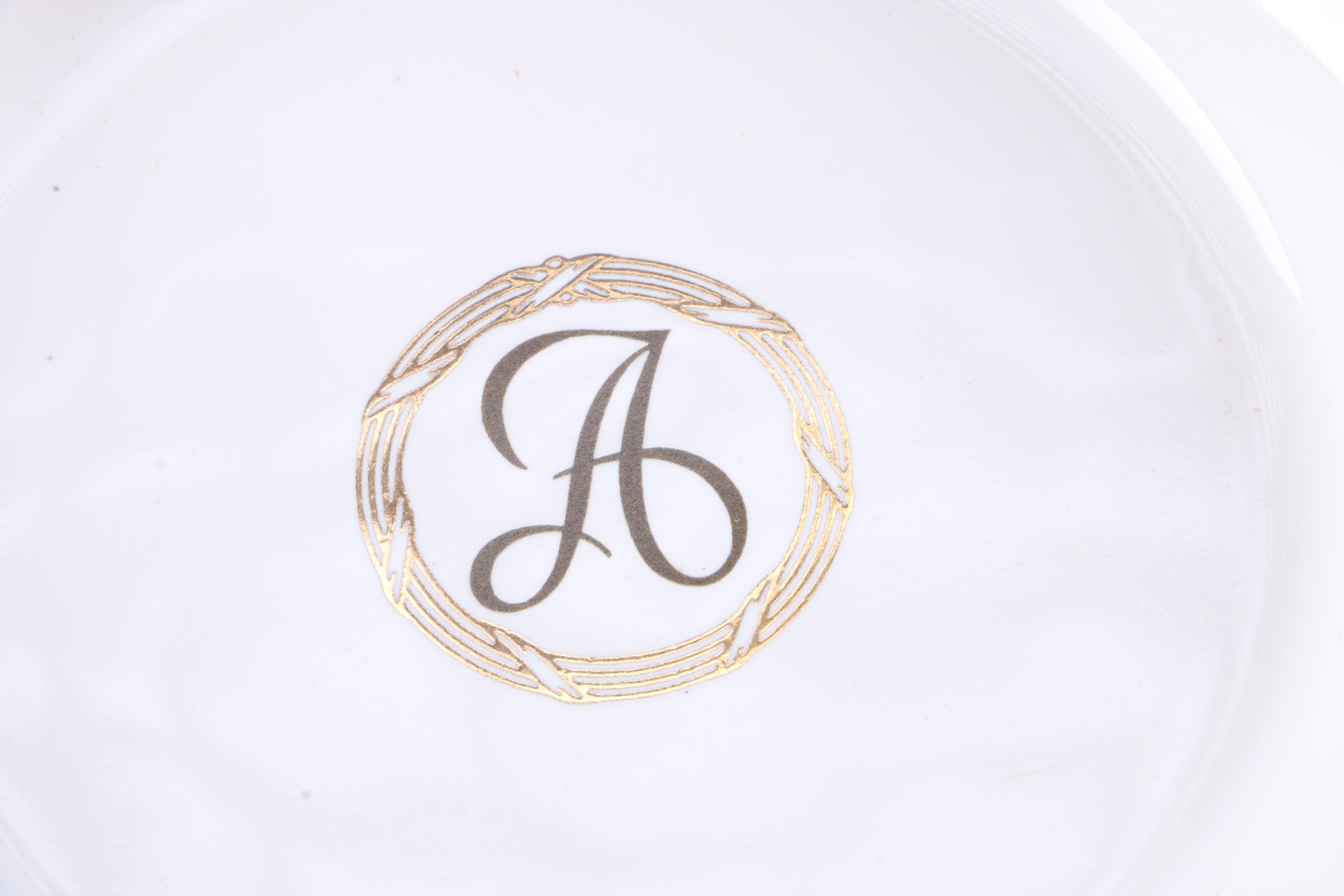 Pico Japanese Porcelain Smoking Set with Others