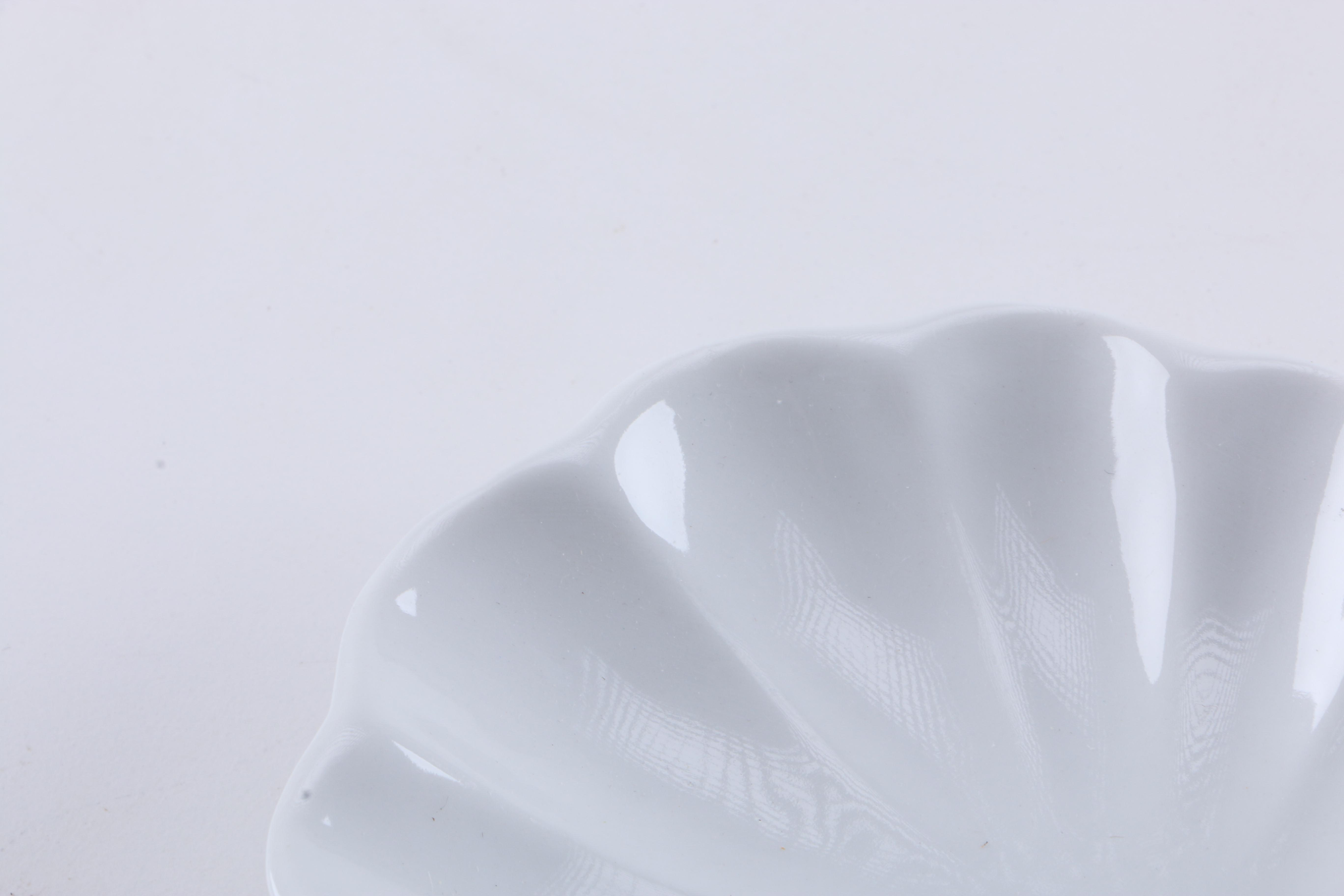 Pico Japanese Porcelain Smoking Set with Others