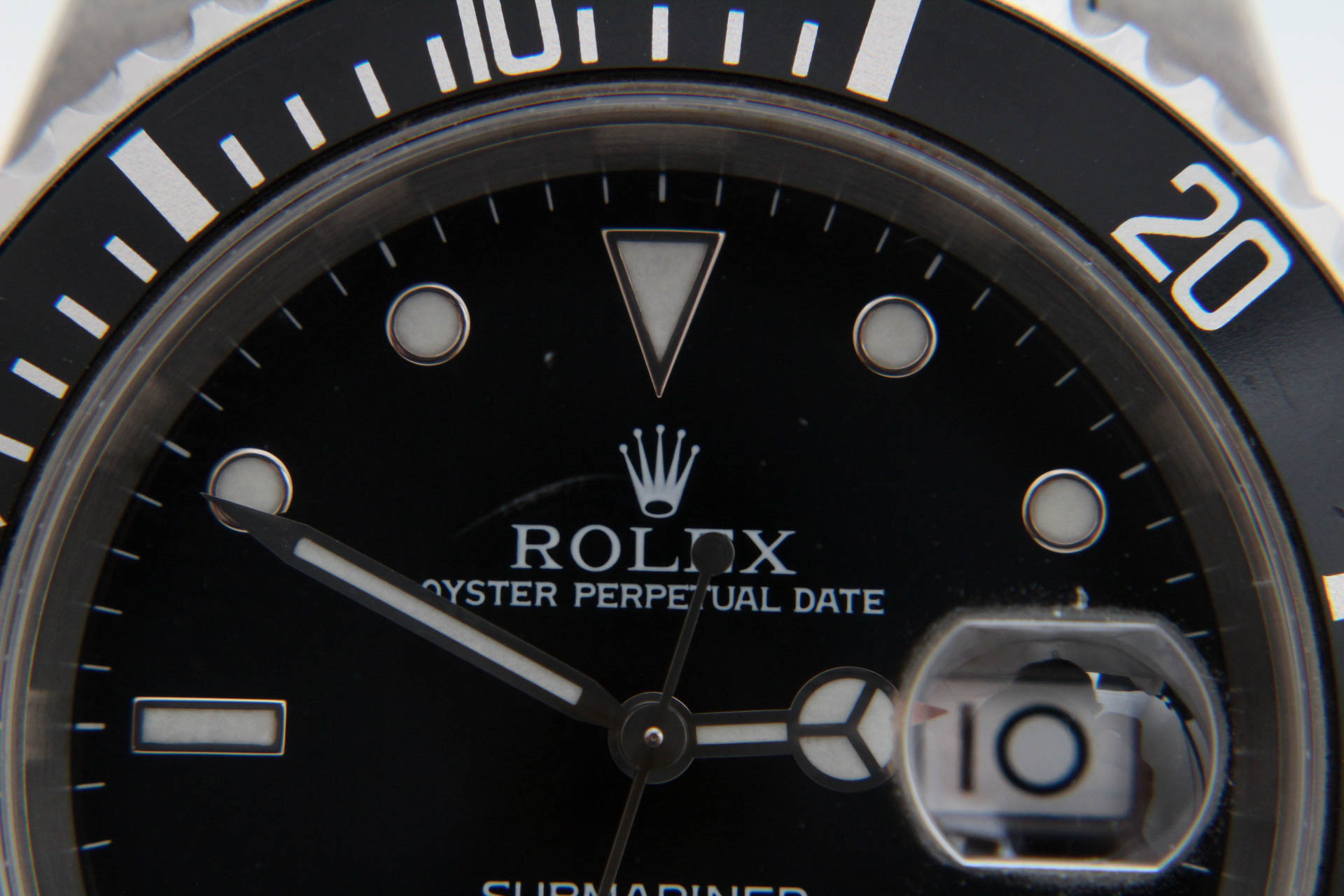 2001 Rolex Submariner Watch
