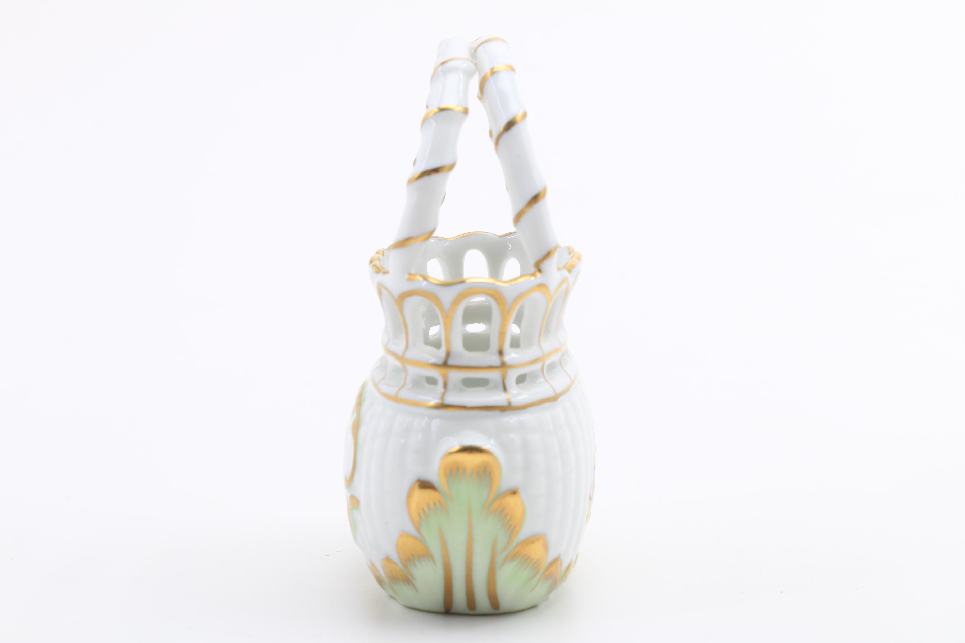 Collection of Herend Porcelain "Queen Victoria" Occasional Pieces