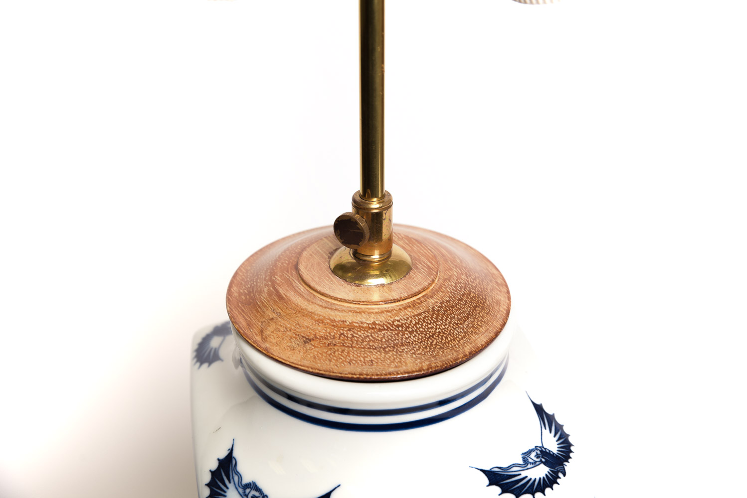 Vintage Chinese Inspired Ceramic Table Lamp