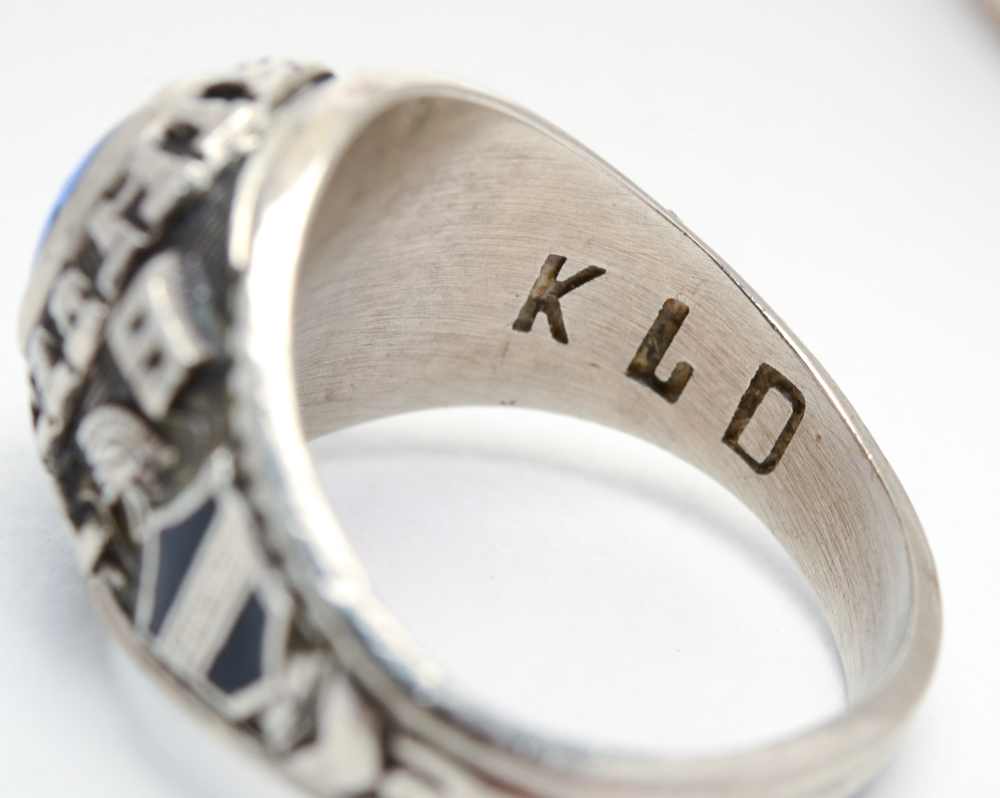 1977 Vintage 10K White Gold Synthetic Spinel "Lloyd" Class Ring