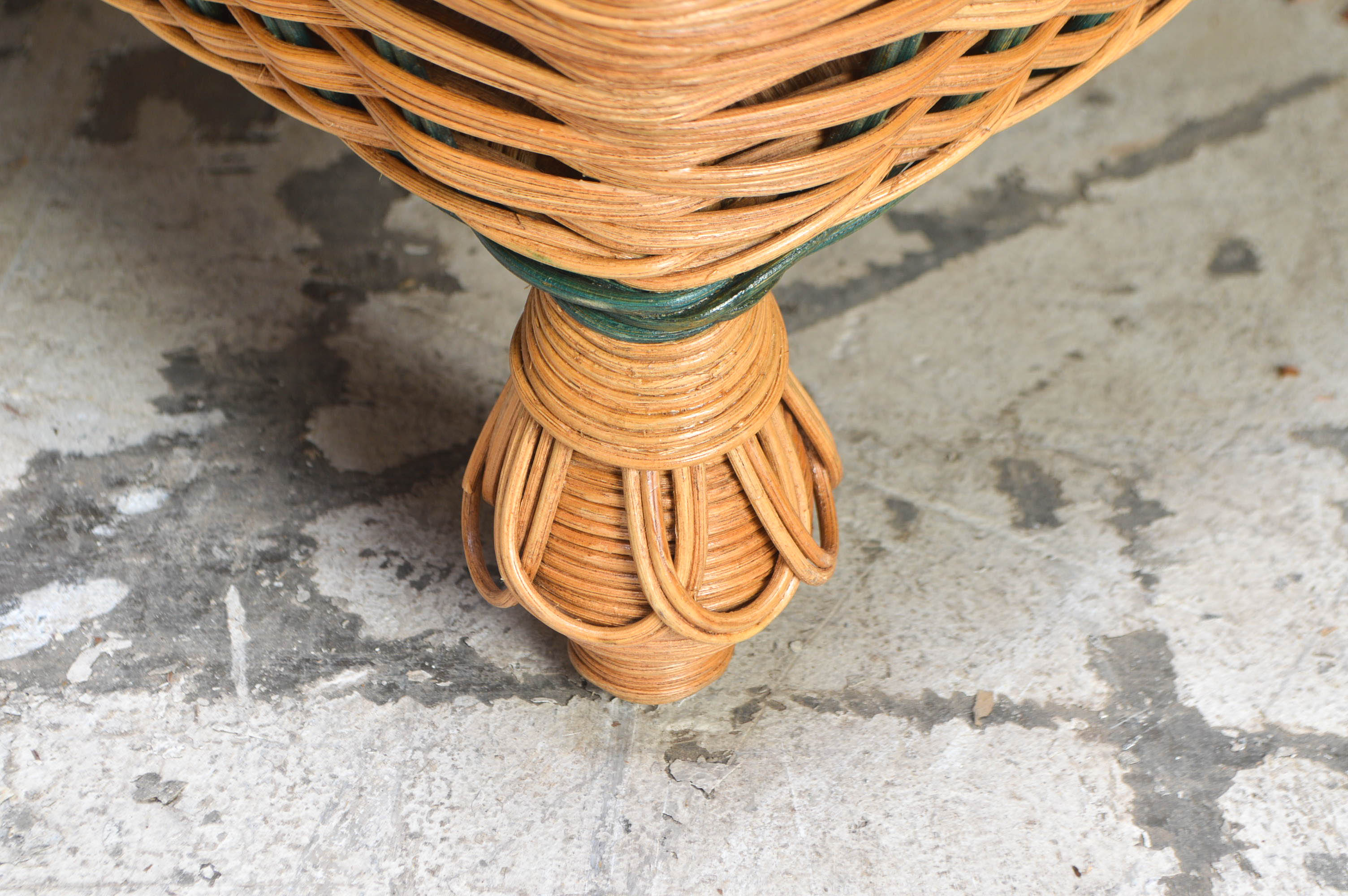 Henry Link Wicker Furniture Set