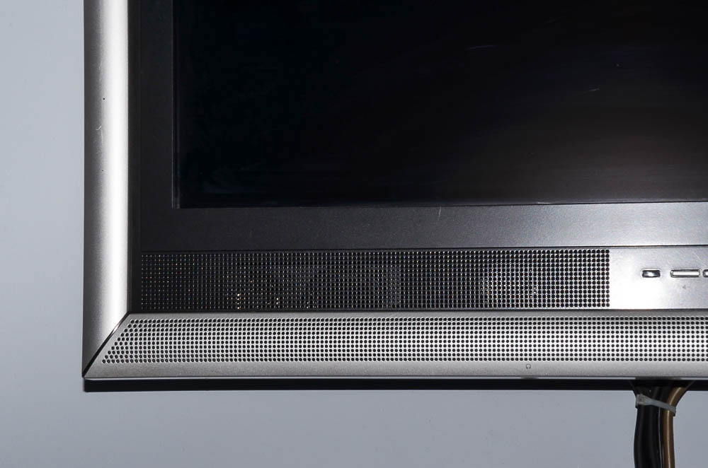 Niko Flatscreen Television