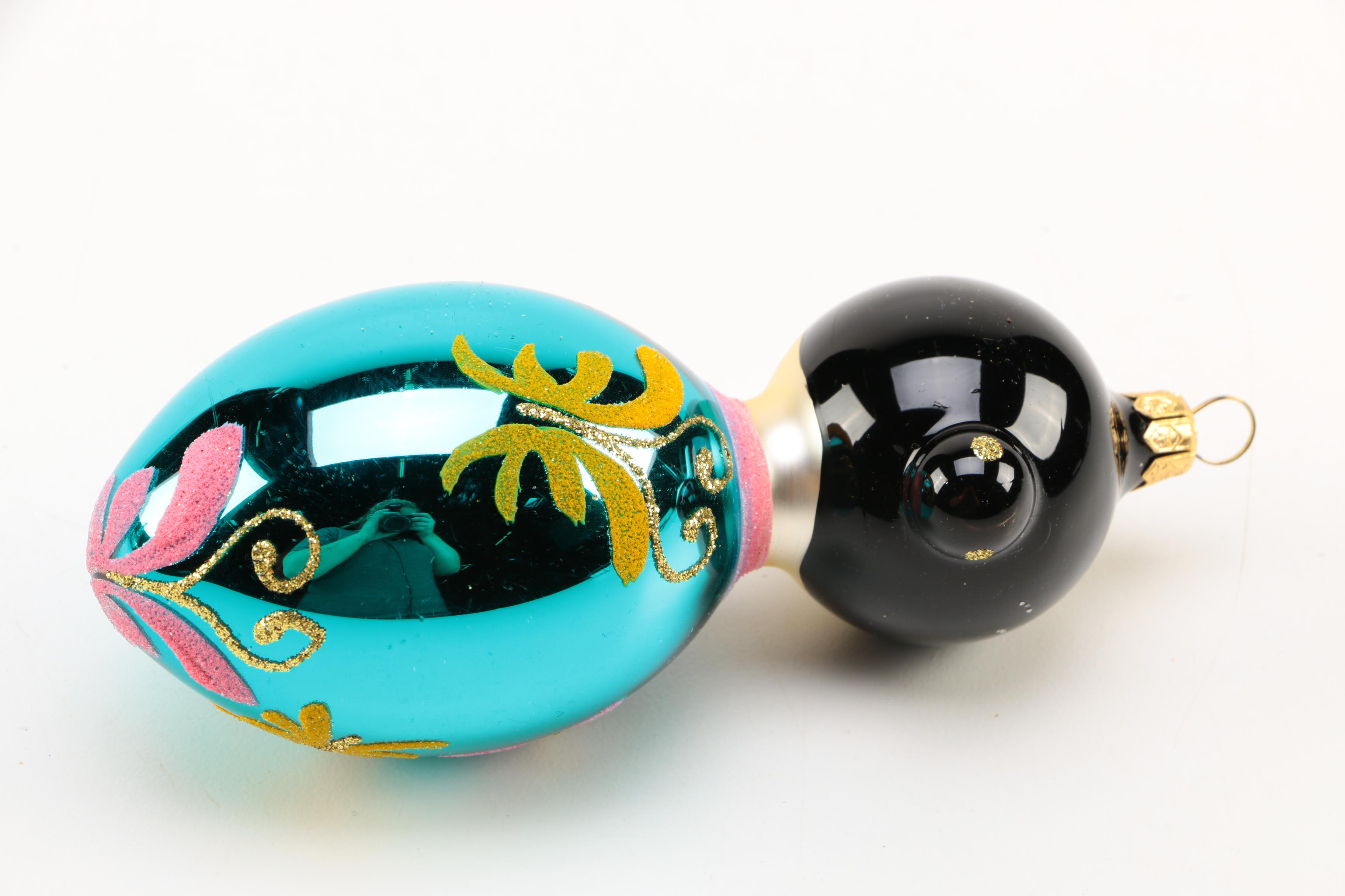 A Collection of Vintage 'Shiny Brite'-Style Tree Ornaments