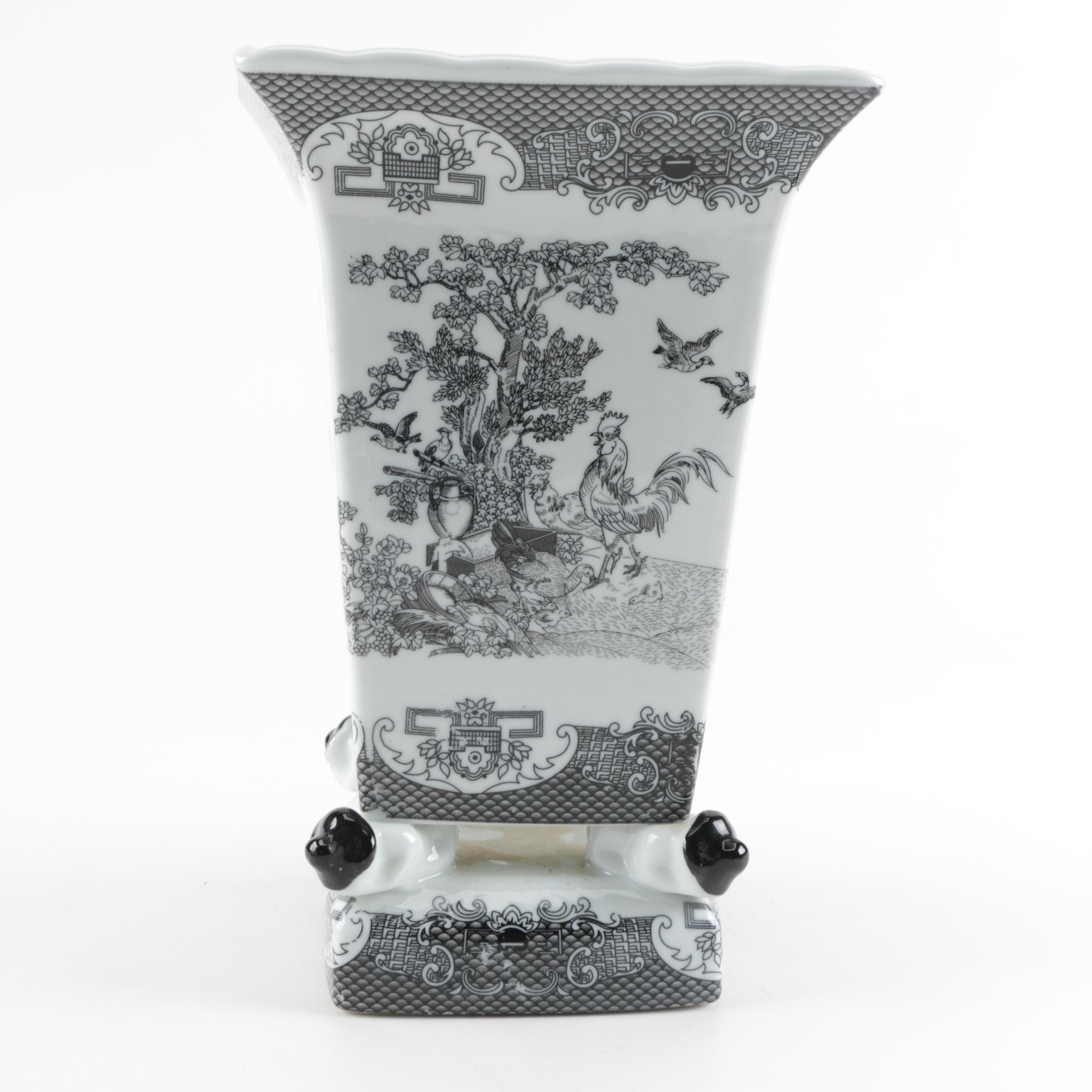 Chinese Ceramic Vase