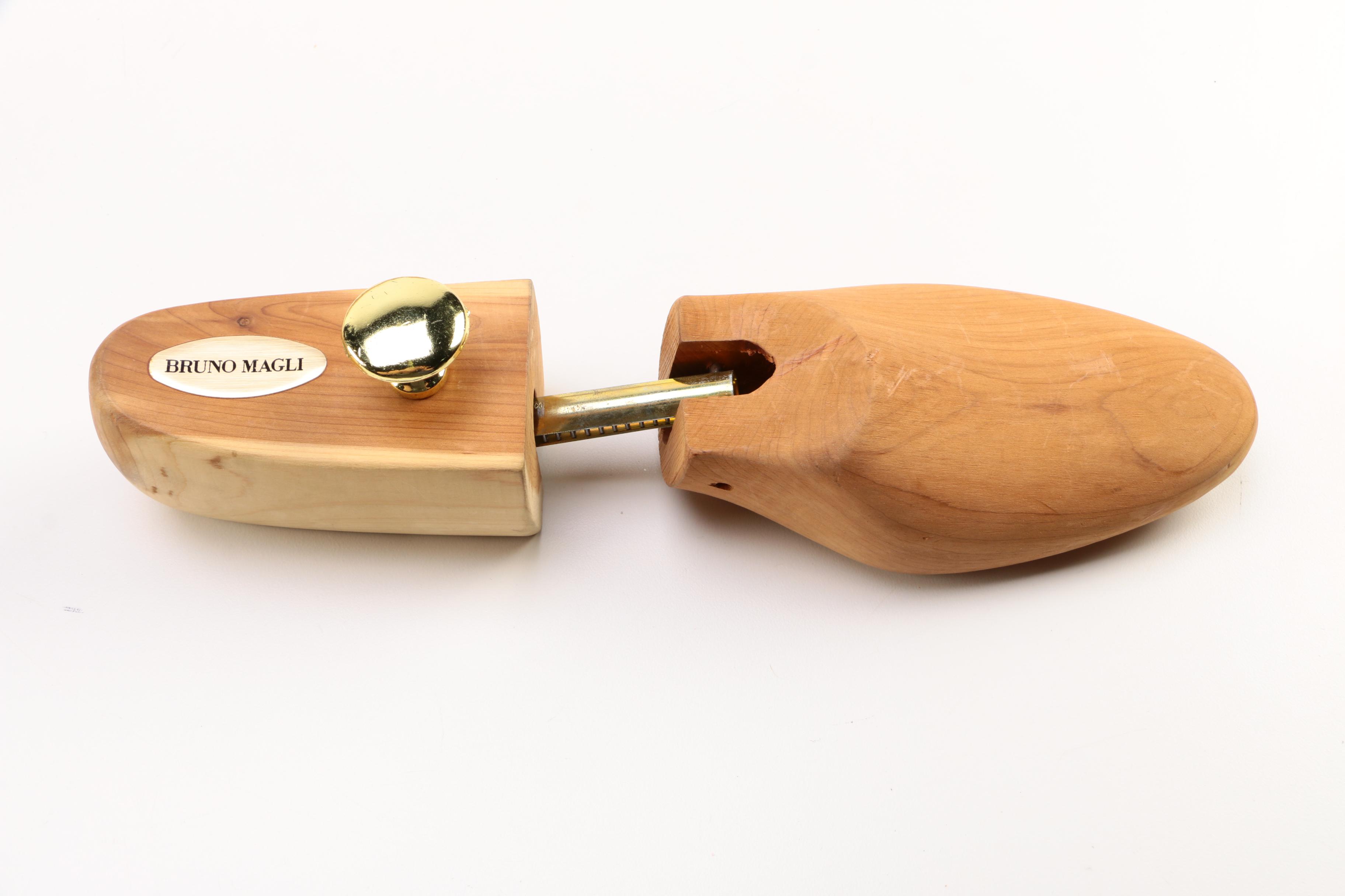 Wooden Shoe Trees and Stretchers