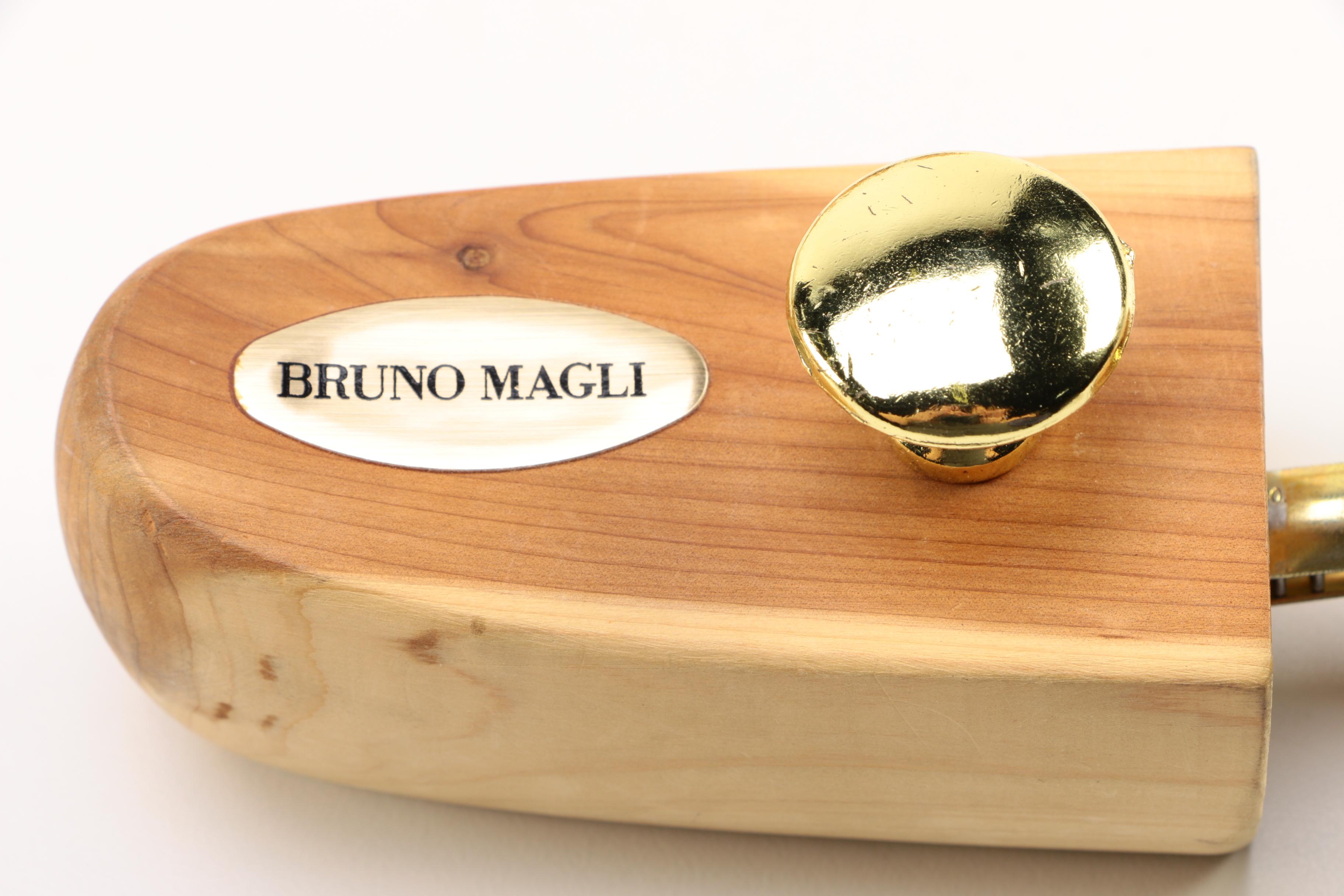 Wooden Shoe Trees and Stretchers