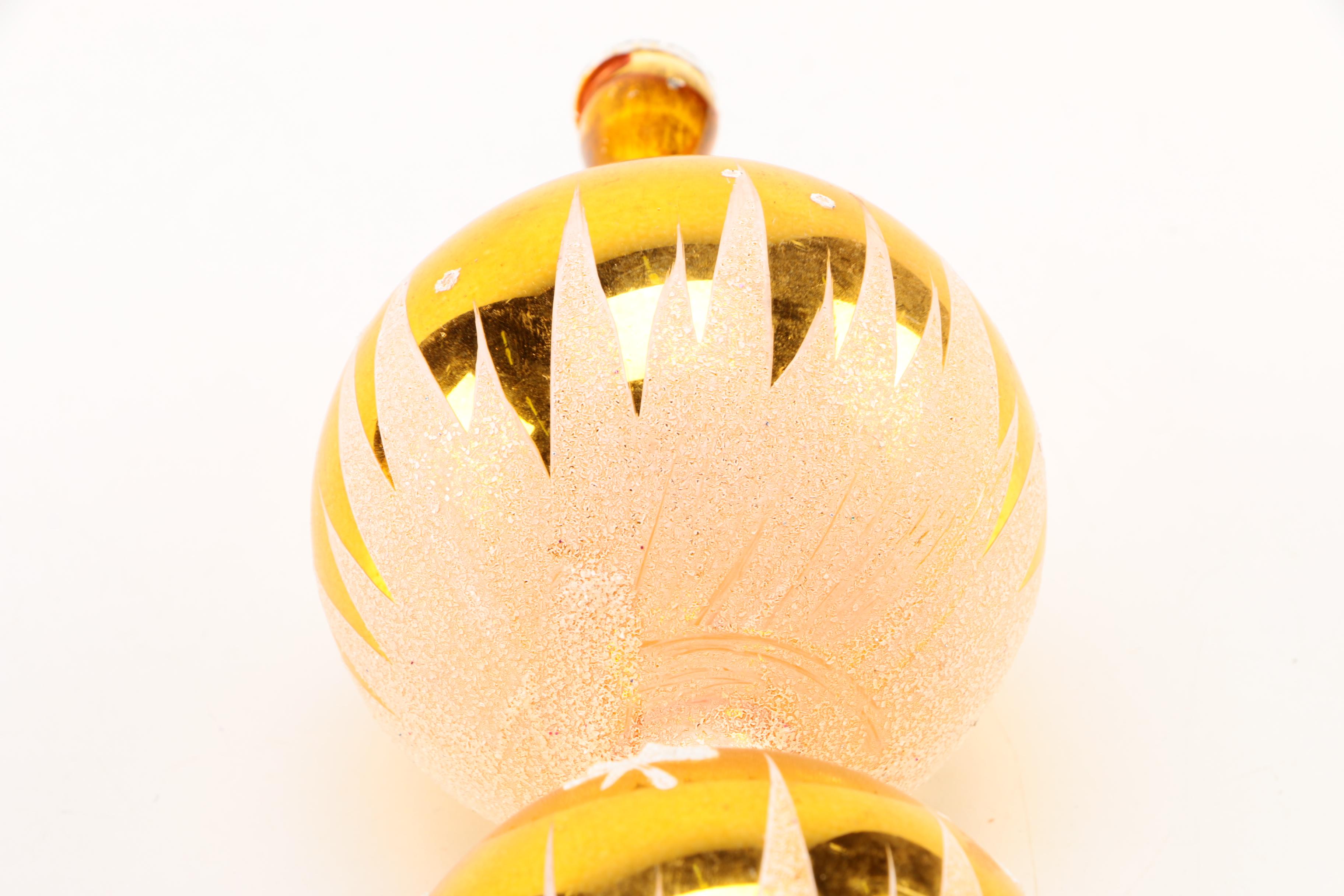 A Collection of Vintage 'Shiny Brite'-Style Tree Ornaments