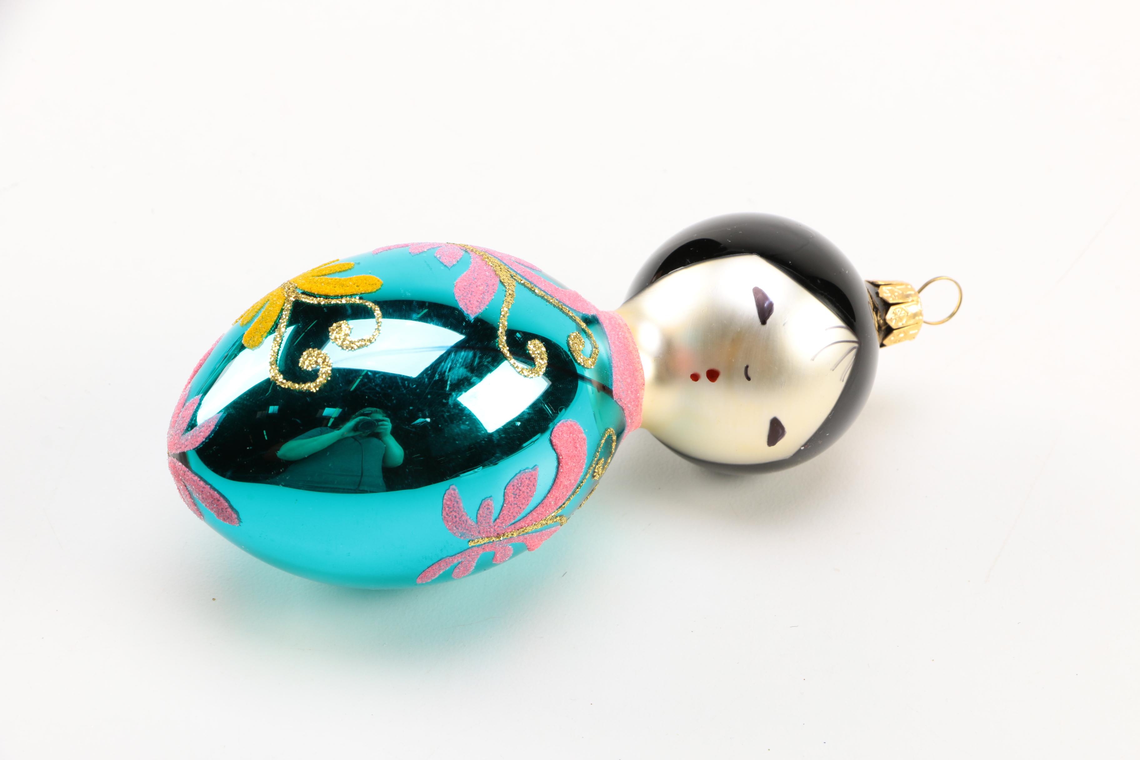 A Collection of Vintage 'Shiny Brite'-Style Tree Ornaments