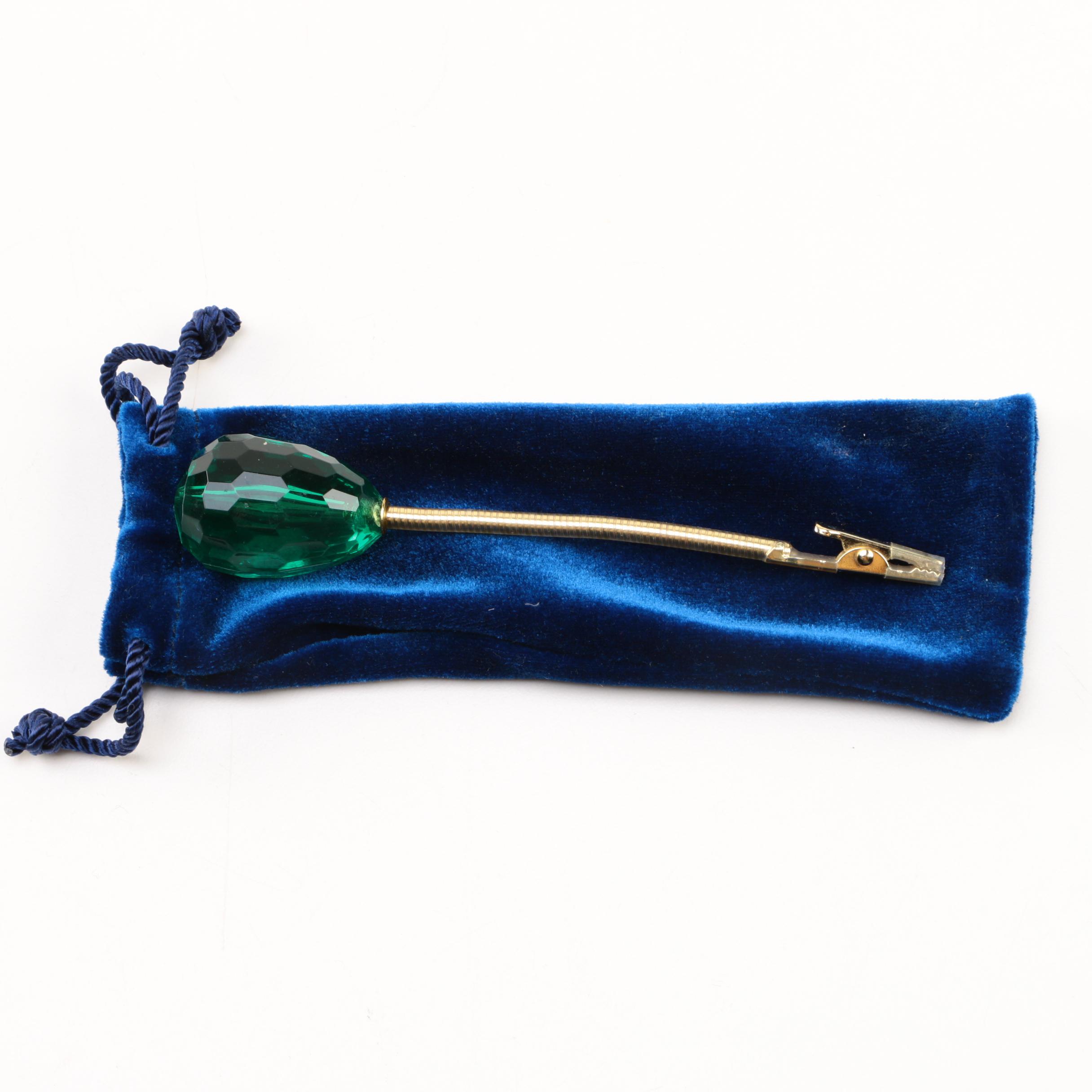 Decorative Bracelet Fastener With Green Plastic Gemstone Ornament