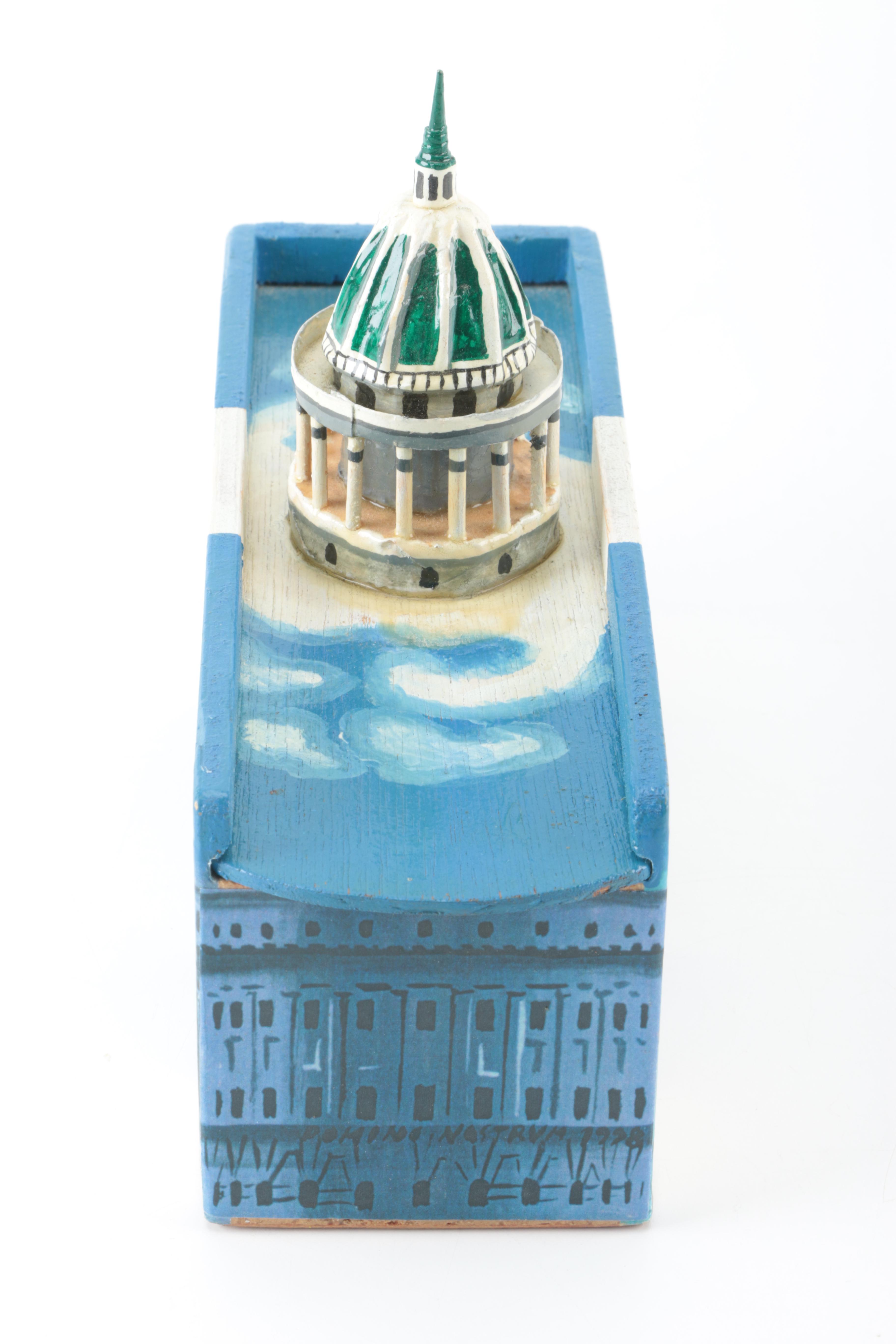 El Capitolio Pattern Wooden Dominoes Box with Dominoes