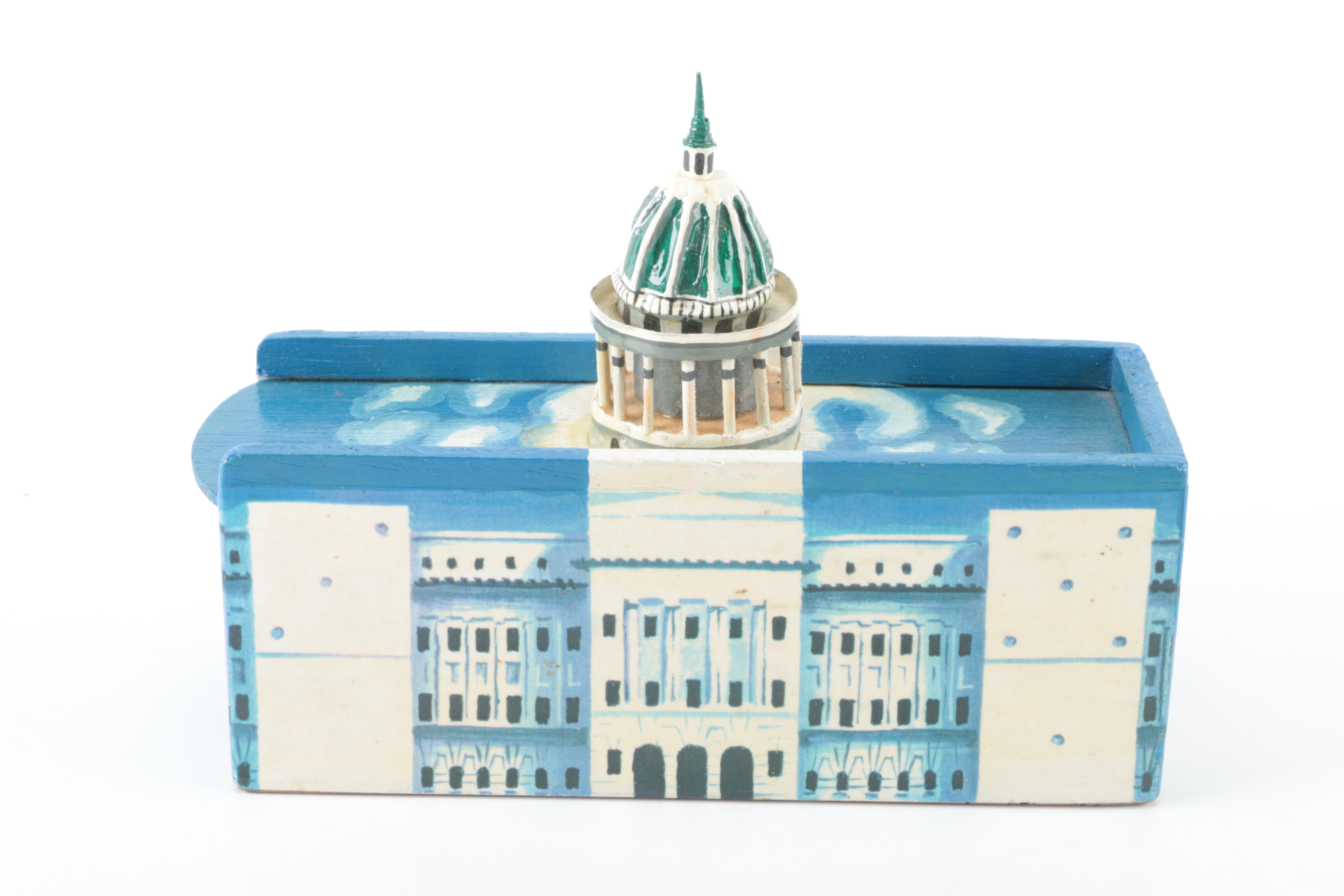 El Capitolio Pattern Wooden Dominoes Box with Dominoes