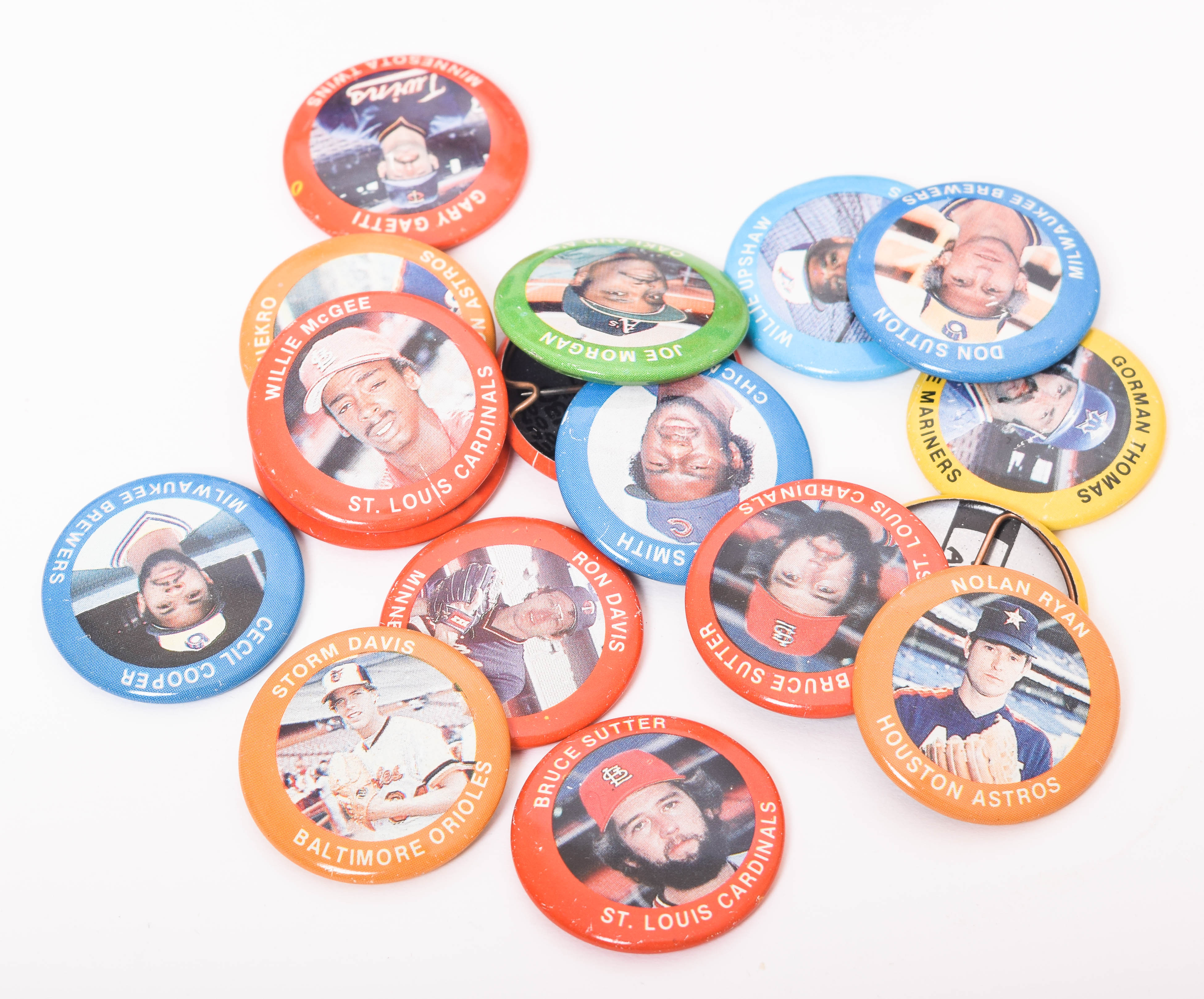 1984 Baseball Buttons & Donruss CD Trading Card