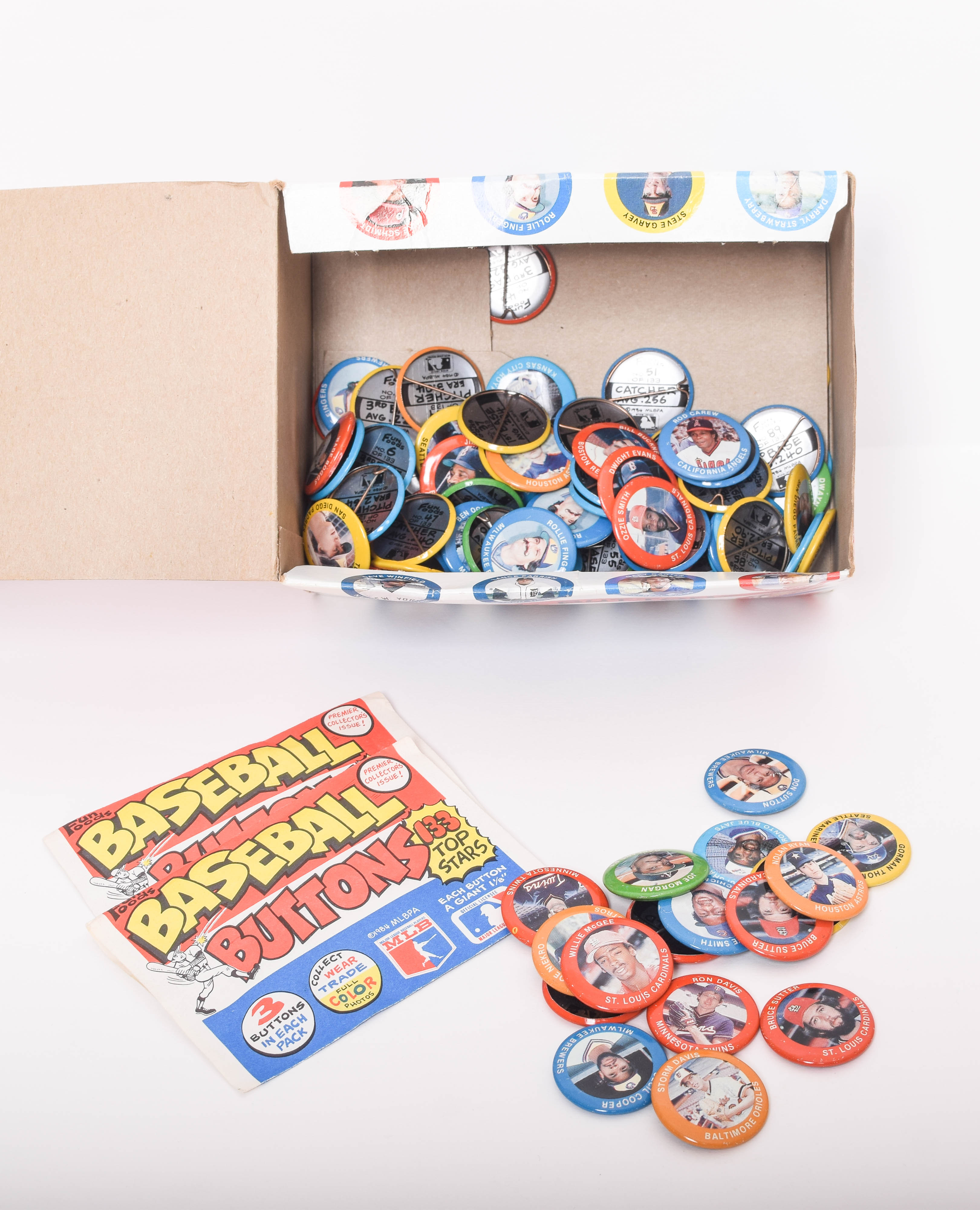 1984 Baseball Buttons & Donruss CD Trading Card